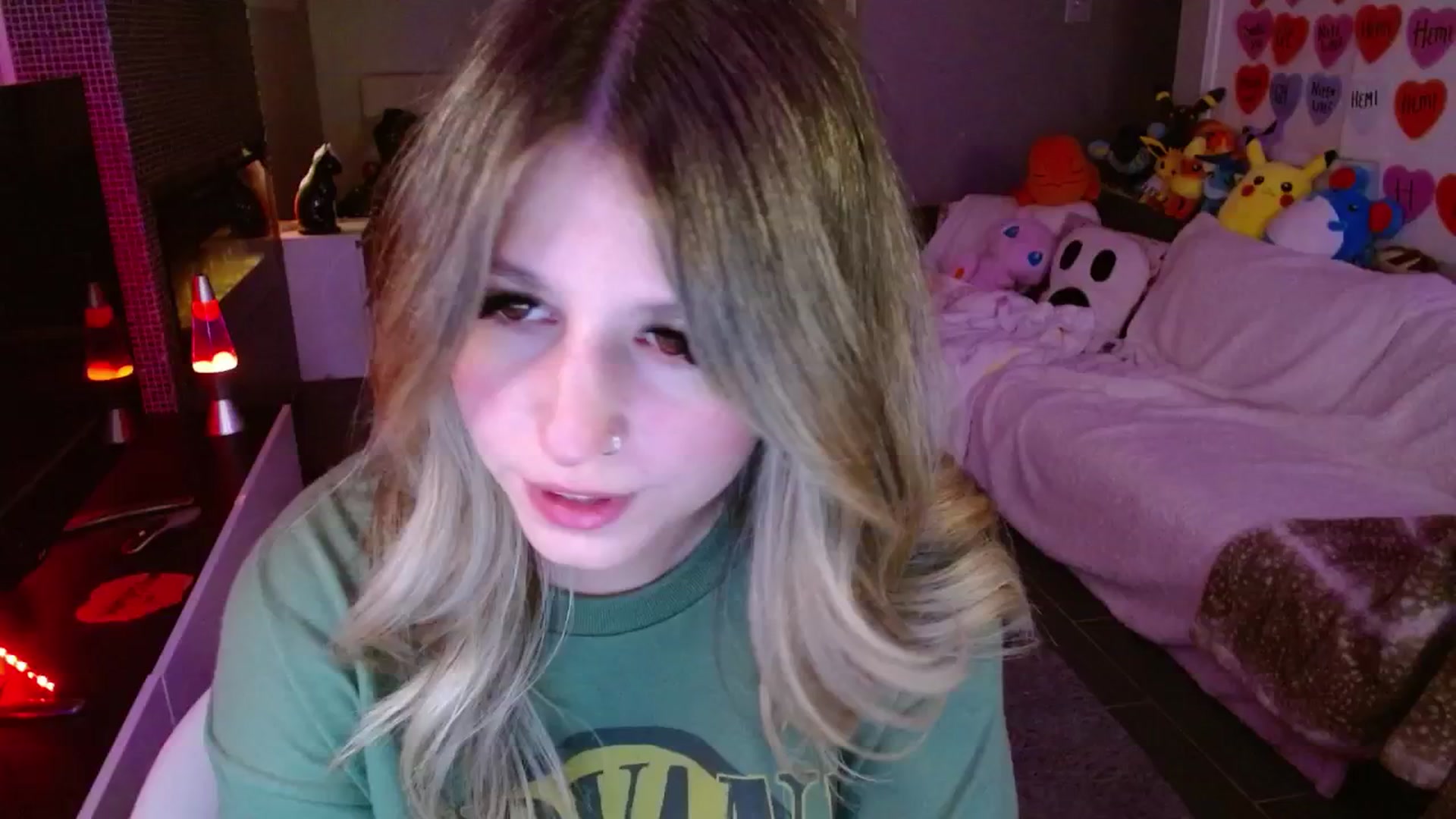 Gallery image thumbnail from Serafina's myfreecams stream on, 03/08/2025, 04:30 image 16 of 20