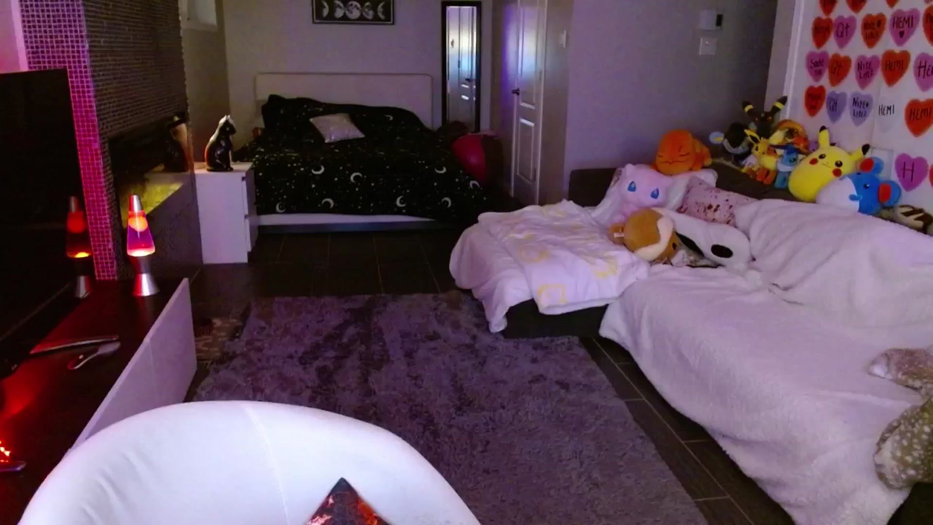 Gallery image thumbnail from Serafina's myfreecams stream on, 03/14/2025, 04:31 image 16 of 20