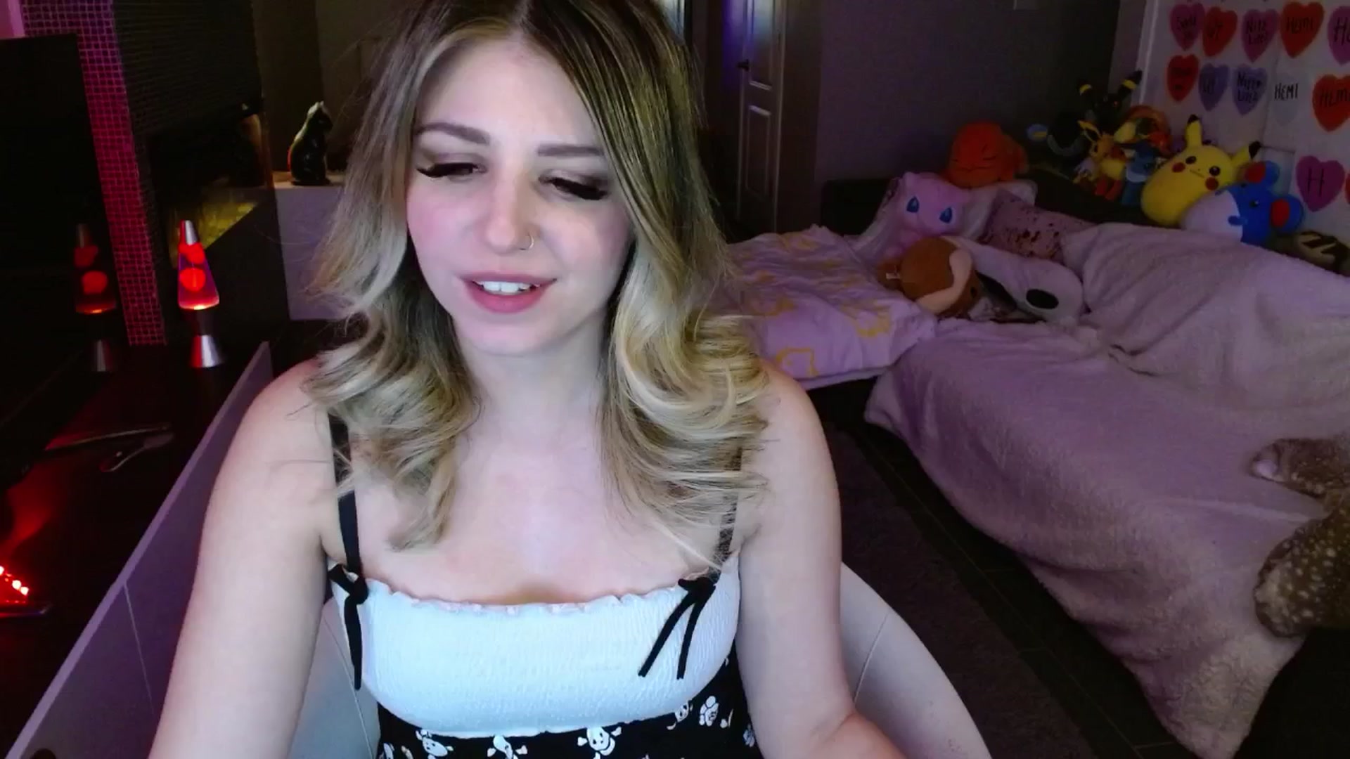 Gallery image thumbnail from Serafina's myfreecams stream on, 03/14/2025, 04:31 image 20 of 20