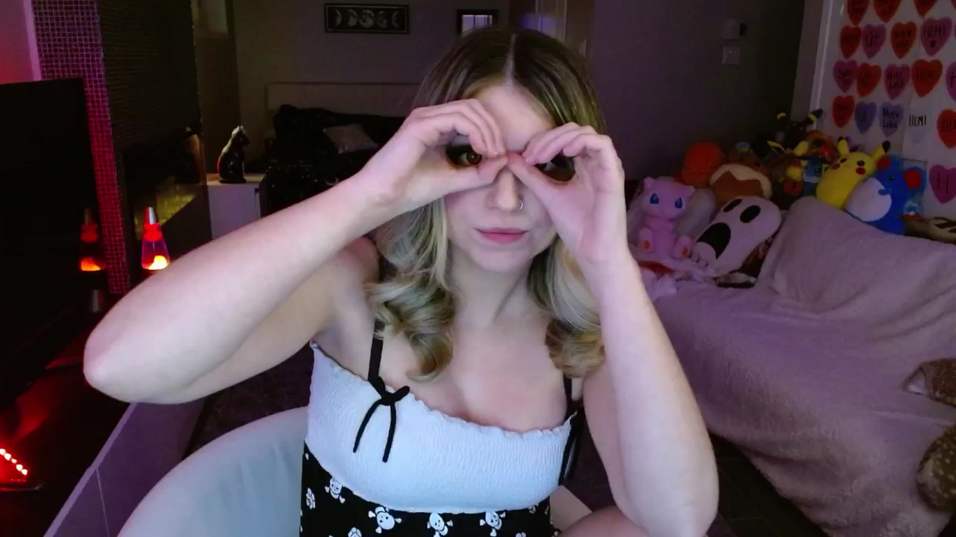 Gallery image thumbnail from Serafina's myfreecams stream on, 03/14/2025, 04:31 image 8 of 20