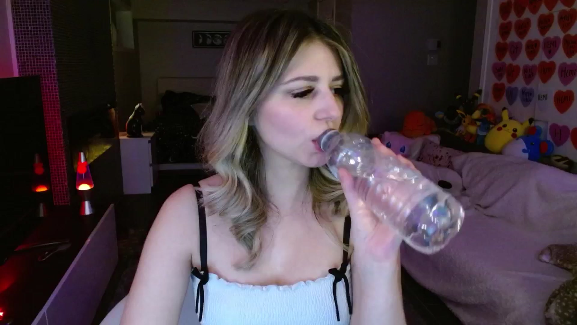 Gallery image thumbnail from Serafina's myfreecams stream on, 03/14/2025, 04:31 image 17 of 20