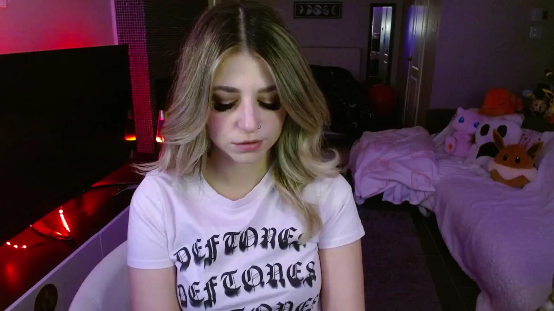 Gallery image thumbnail from Serafina's myfreecams stream on, 03/22/2025, 03:42 image 1 of 20