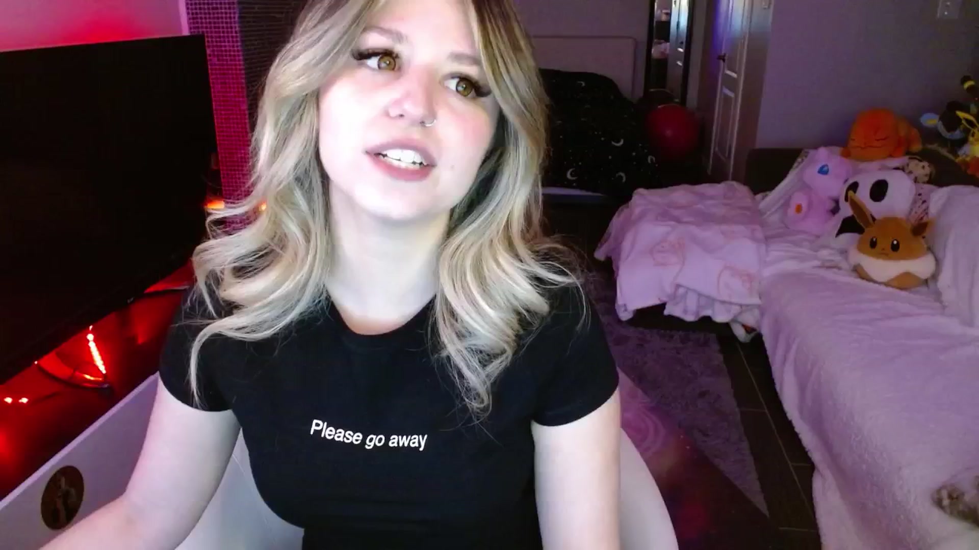 Gallery image thumbnail from Serafina's myfreecams stream on, 03/24/2025, 02:00 image 20 of 20