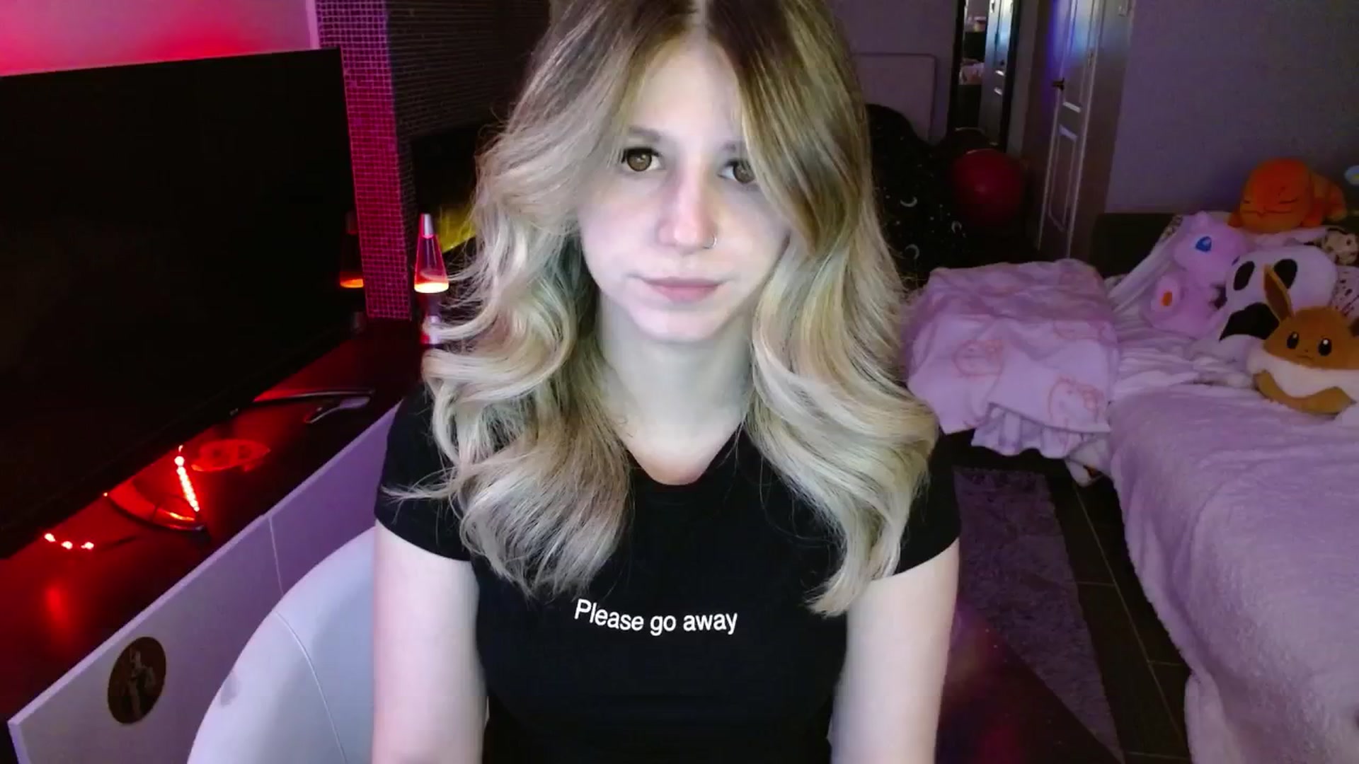 Gallery image thumbnail from Serafina's myfreecams stream on, 03/24/2025, 02:00 image 1 of 20