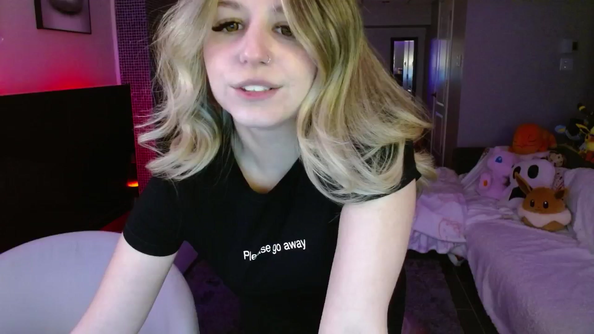 Gallery image thumbnail from Serafina's myfreecams stream on, 03/24/2025, 02:00 image 11 of 20