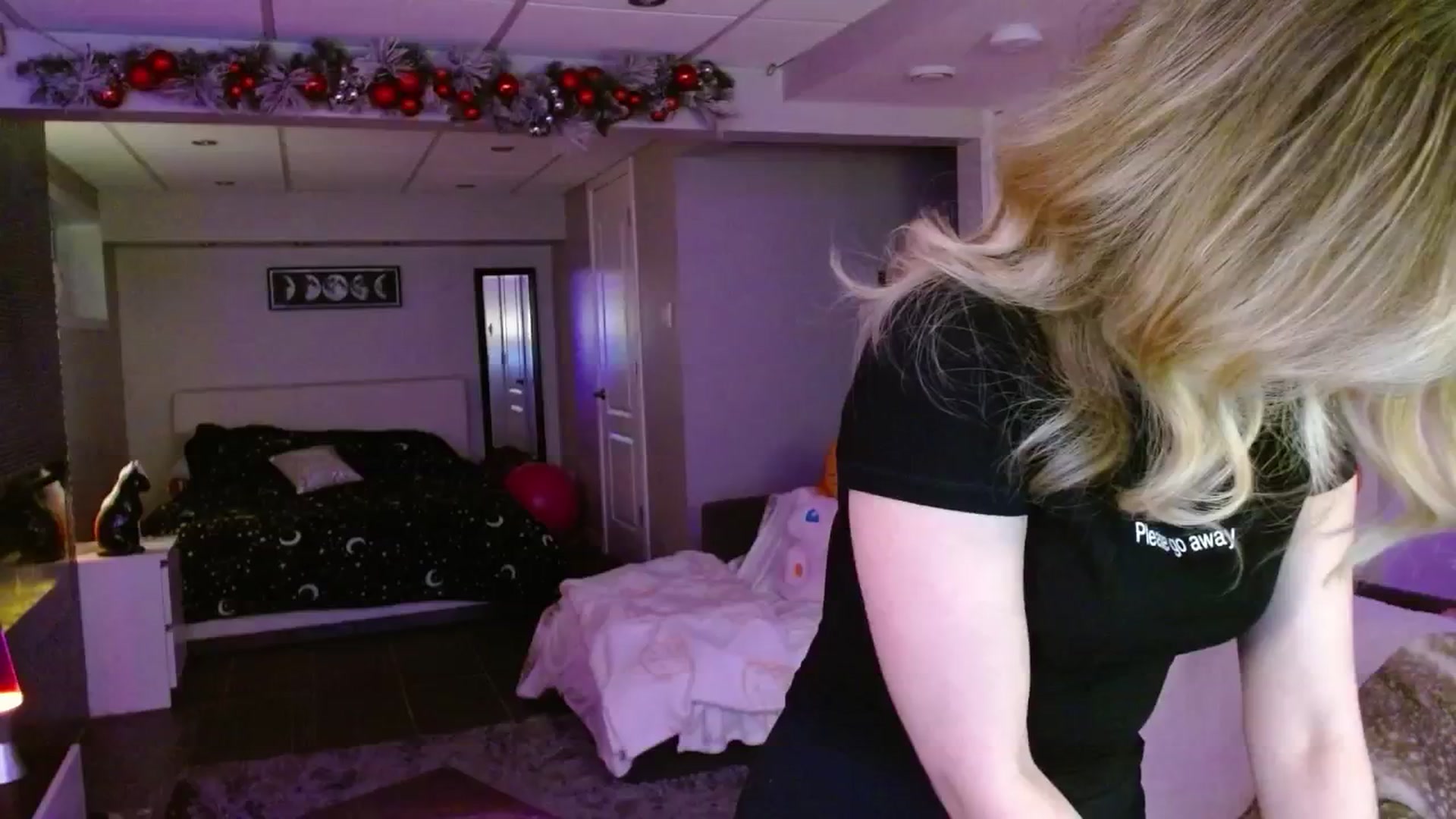 Gallery image thumbnail from Serafina's myfreecams stream on, 03/24/2025, 02:00 image 6 of 20