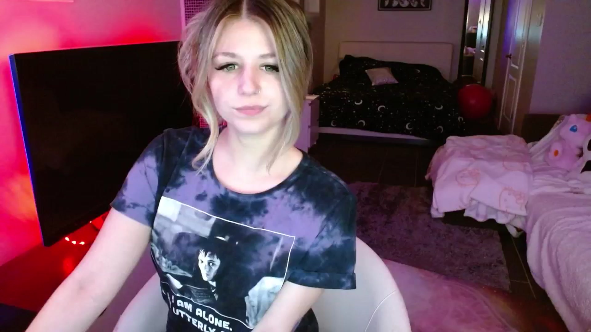 Gallery image thumbnail from Serafina's myfreecams stream on, 03/26/2025, 02:51 image 19 of 20