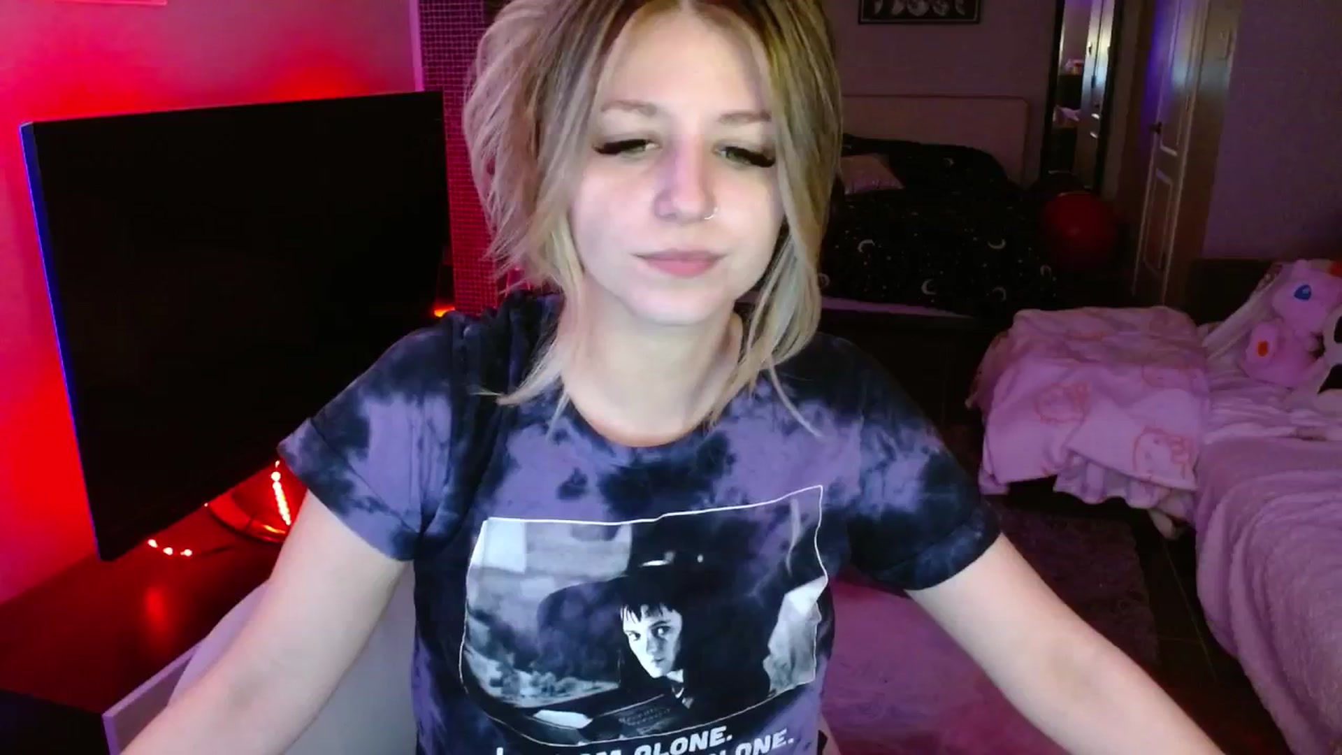 Gallery image thumbnail from Serafina's myfreecams stream on, 03/26/2025, 02:51 image 8 of 20