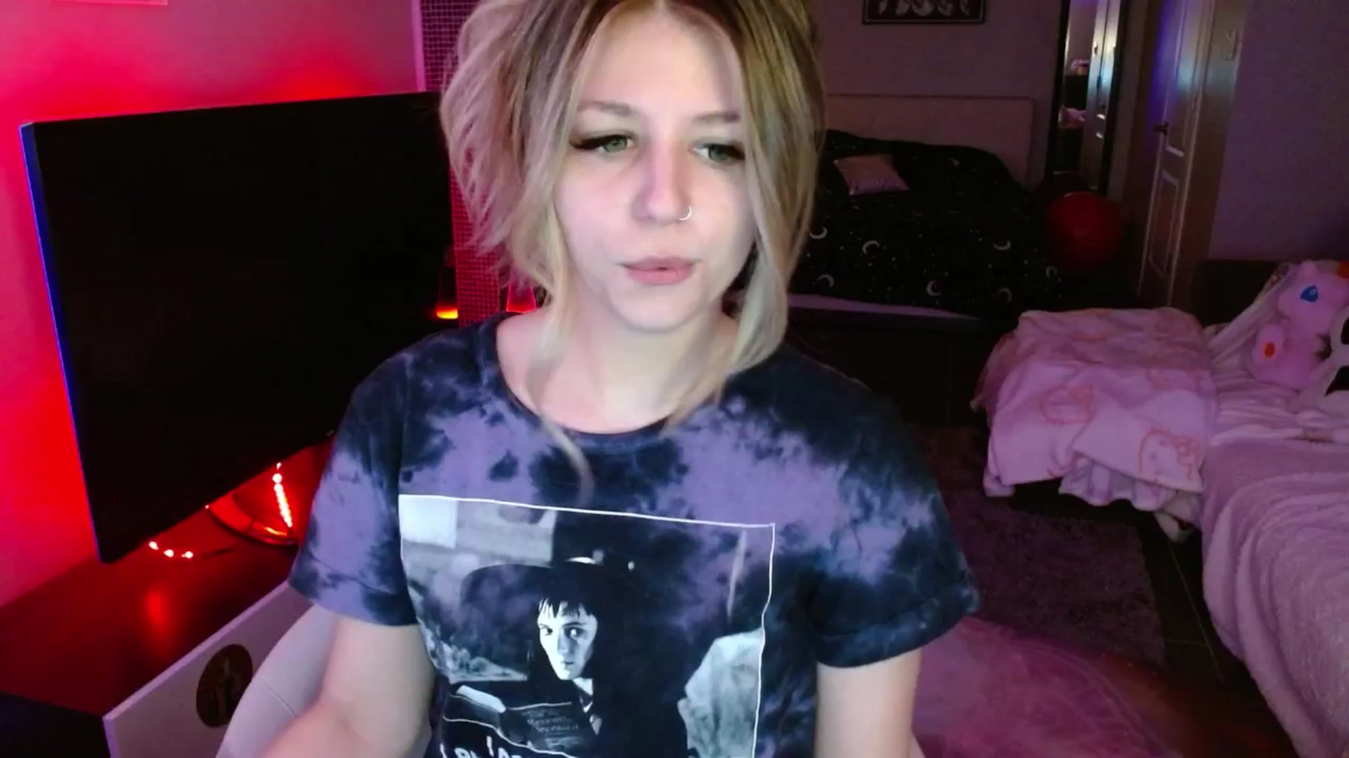 Gallery image thumbnail from Serafina's myfreecams stream on, 03/26/2025, 02:51 image 5 of 20