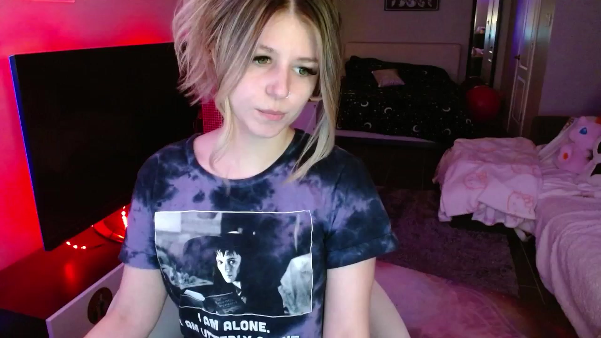 Gallery image thumbnail from Serafina's myfreecams stream on, 03/26/2025, 02:51 image 1 of 20