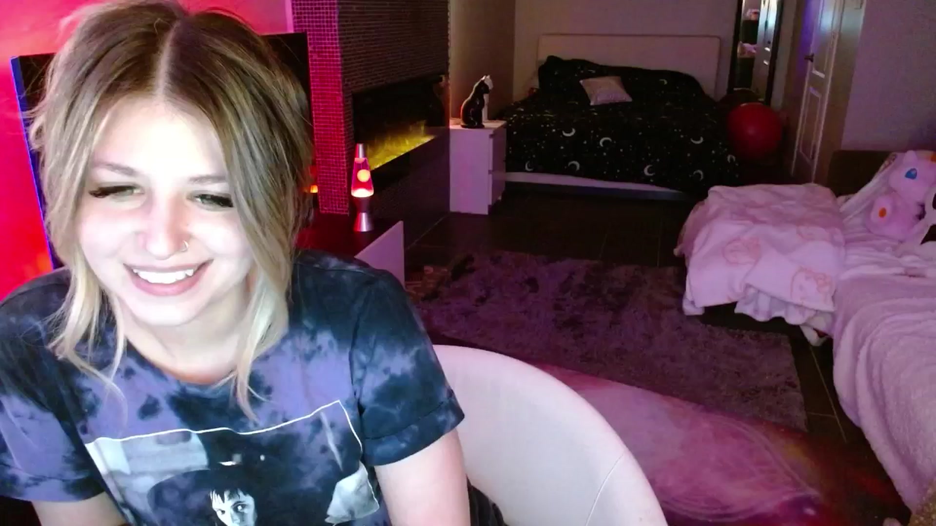 Gallery image thumbnail from Serafina's myfreecams stream on, 03/26/2025, 05:13 image 1 of 20