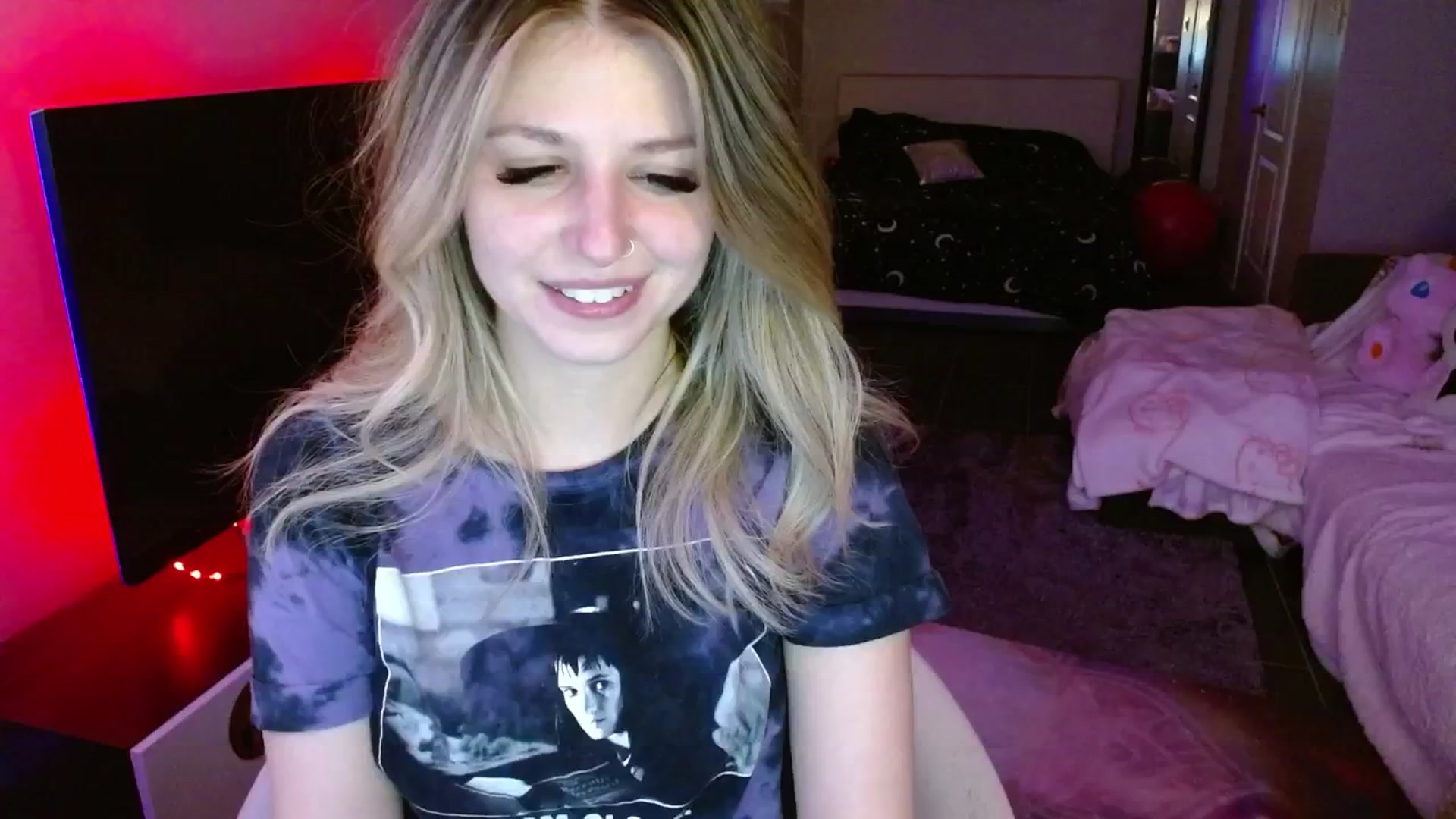 Gallery image thumbnail from Serafina's myfreecams stream on, 03/26/2025, 05:13 image 20 of 20