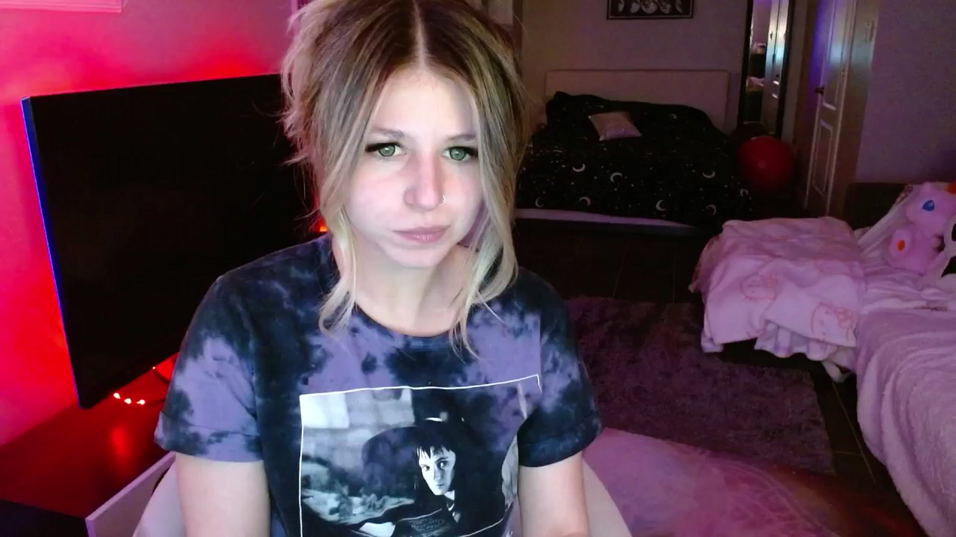 Gallery image thumbnail from Serafina's myfreecams stream on, 03/26/2025, 05:13 image 6 of 20