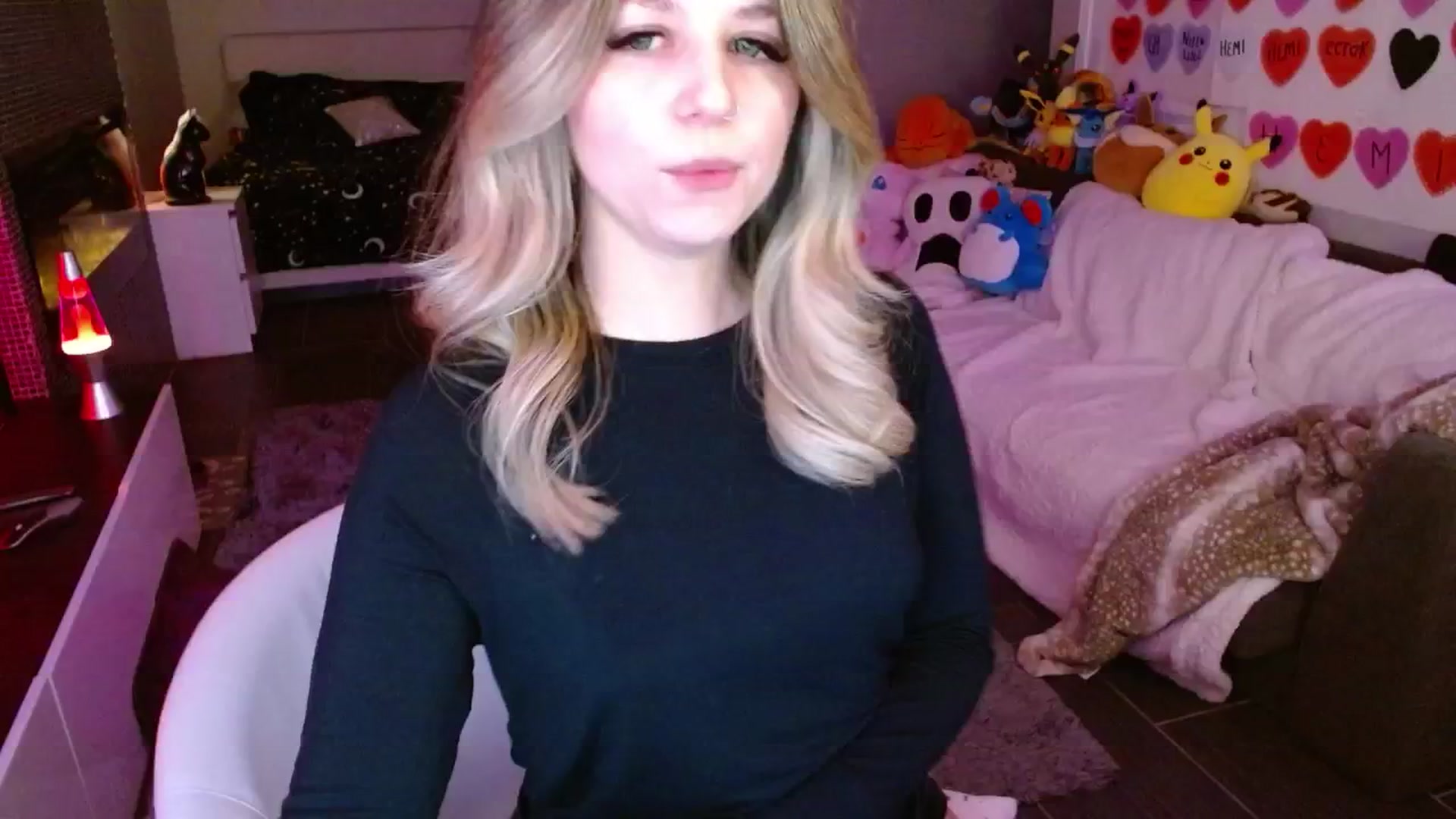 Gallery image thumbnail from Serafina's myfreecams stream on, 03/27/2025, 03:53 image 1 of 20