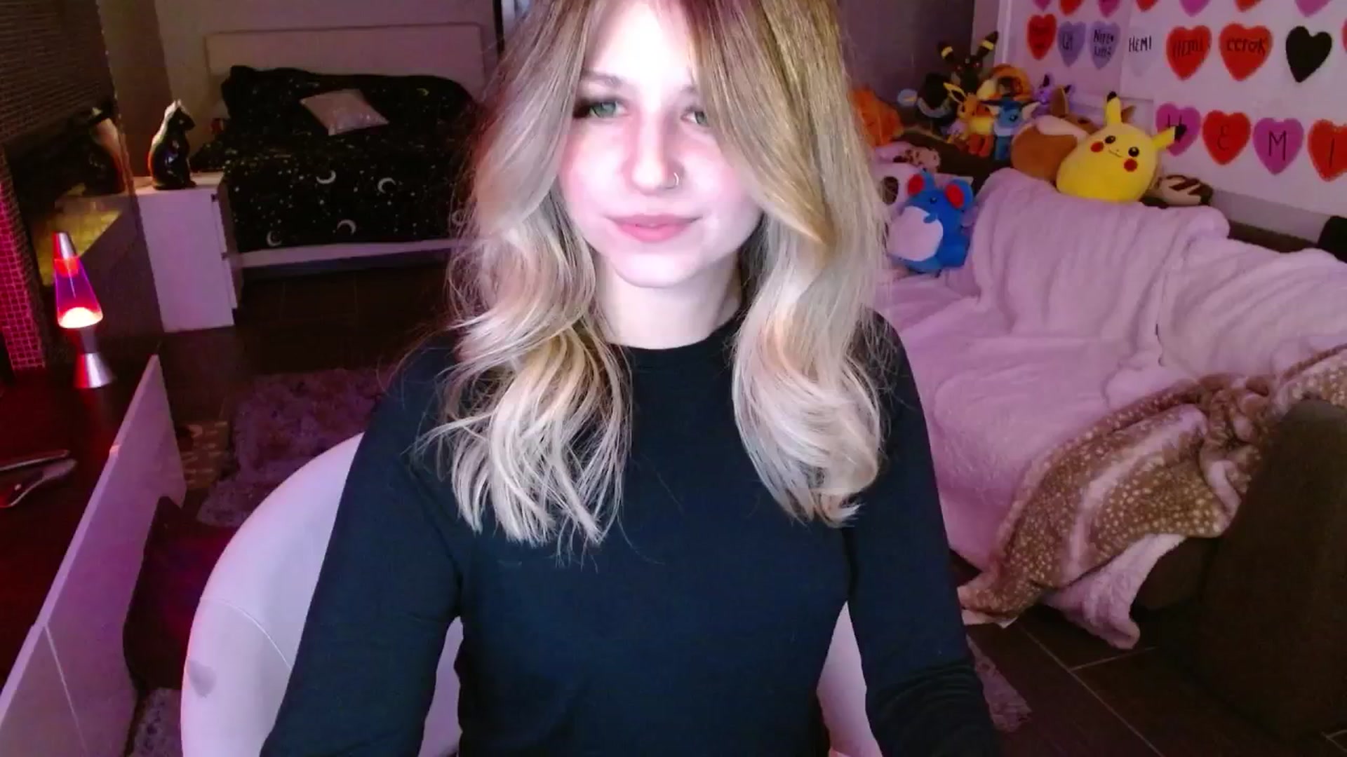 Gallery image thumbnail from Serafina's myfreecams stream on, 03/27/2025, 03:53 image 11 of 20