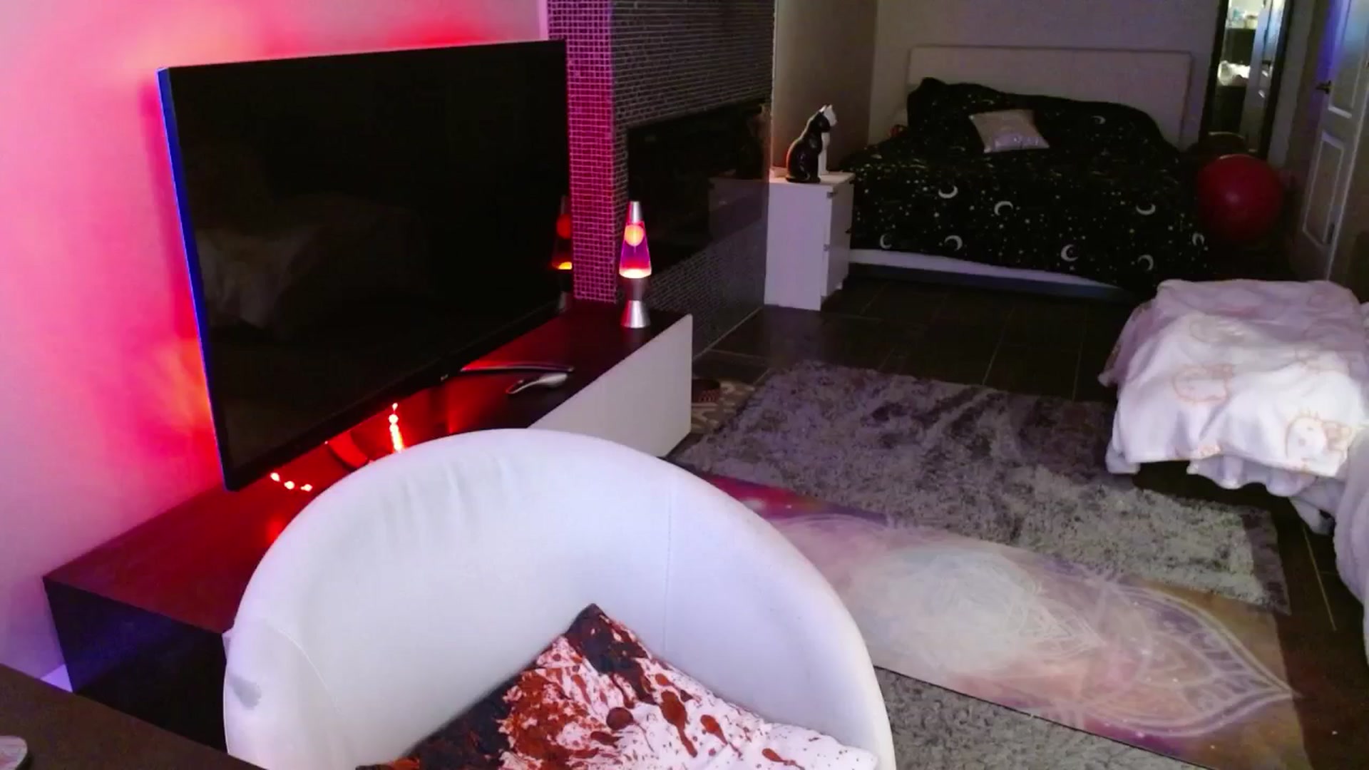 Gallery image thumbnail from Serafina's myfreecams stream on, 03/28/2025, 04:10 image 20 of 20