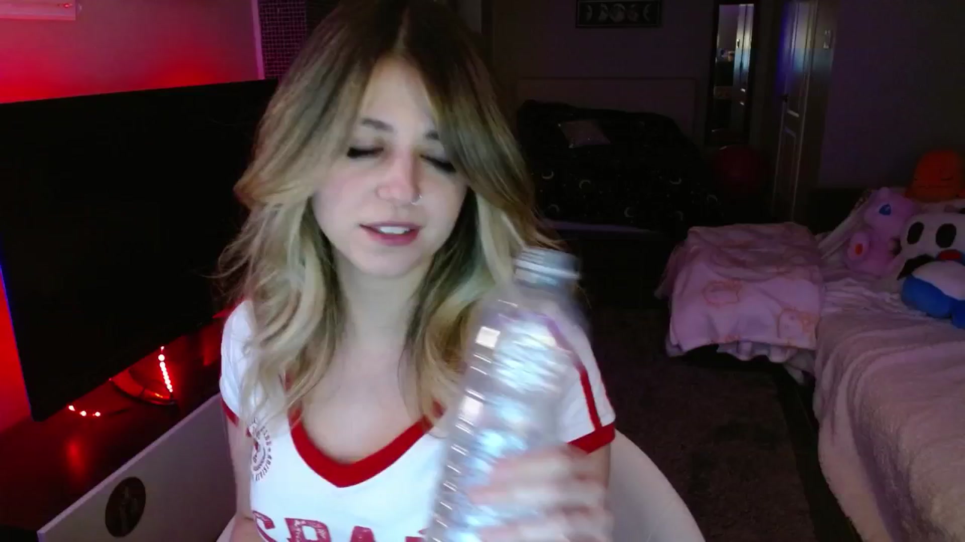 Gallery image thumbnail from Serafina's myfreecams stream on, 03/29/2025, 05:30 image 11 of 20