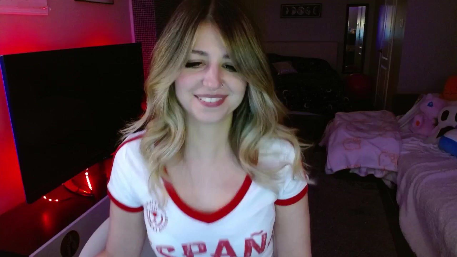 Gallery image thumbnail from Serafina's myfreecams stream on, 03/29/2025, 05:30 image 1 of 20
