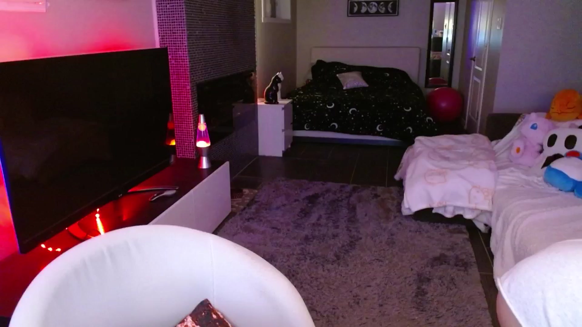 Gallery image thumbnail from Serafina's myfreecams stream on, 03/29/2025, 05:30 image 14 of 20