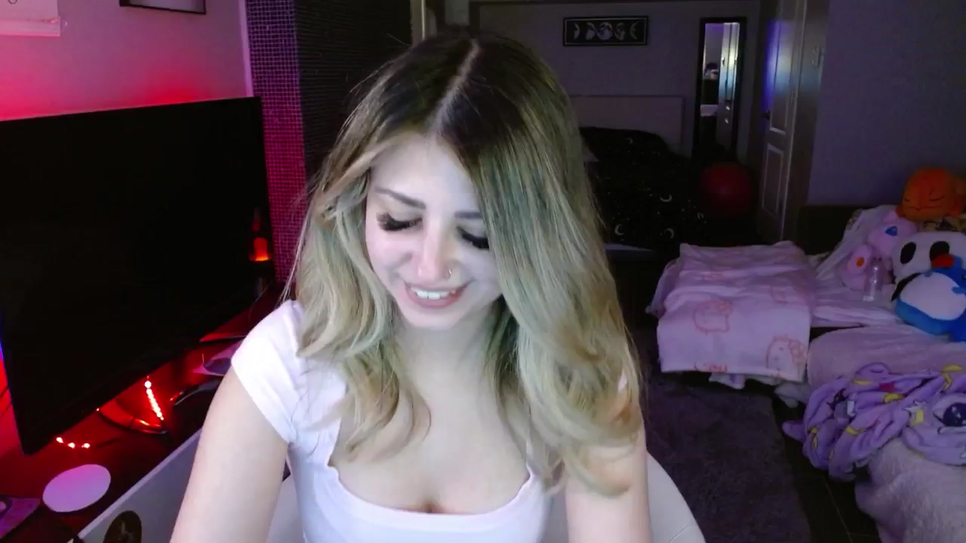 Gallery image thumbnail from Serafina's myfreecams stream on, 04/02/2025, 04:50 image 9 of 20