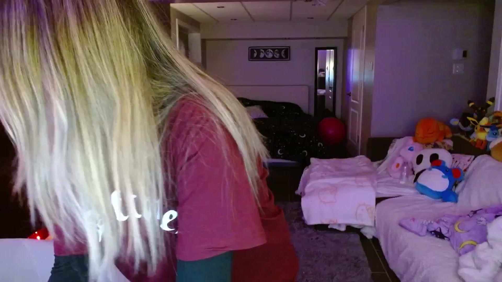 Gallery image thumbnail from Serafina's myfreecams stream on, 04/04/2025, 03:46 image 15 of 20