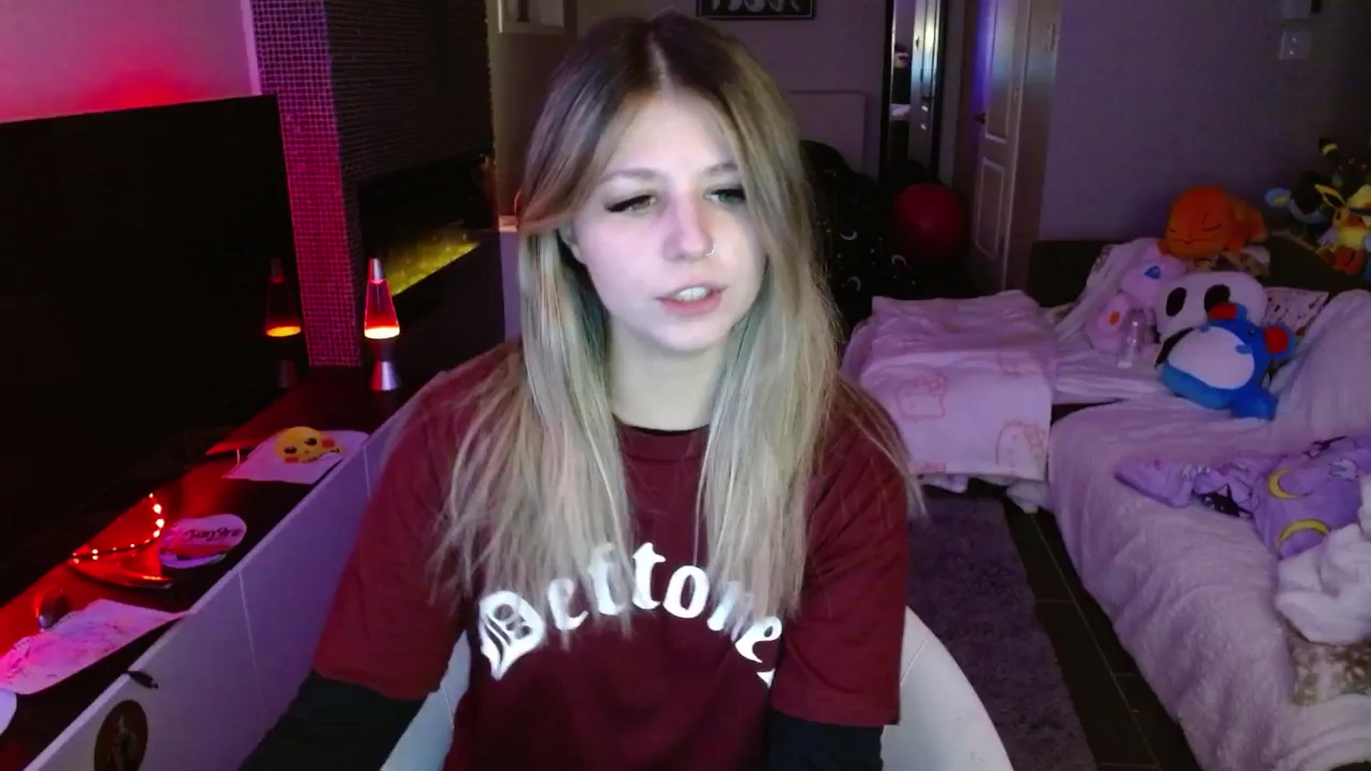 Gallery image thumbnail from Serafina's myfreecams stream on, 04/04/2025, 03:46 image 4 of 20