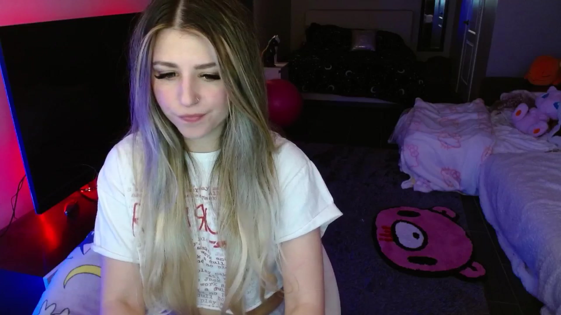 Gallery image thumbnail from Serafina's myfreecams stream on, 04/24/2025, 05:05 image 20 of 20