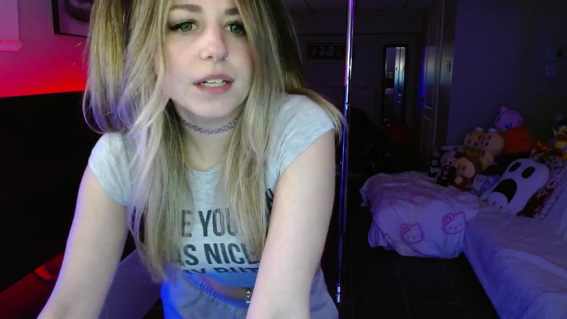 Gallery image thumbnail from Serafina's myfreecams stream on, 05/04/2025, 04:17 image 11 of 20