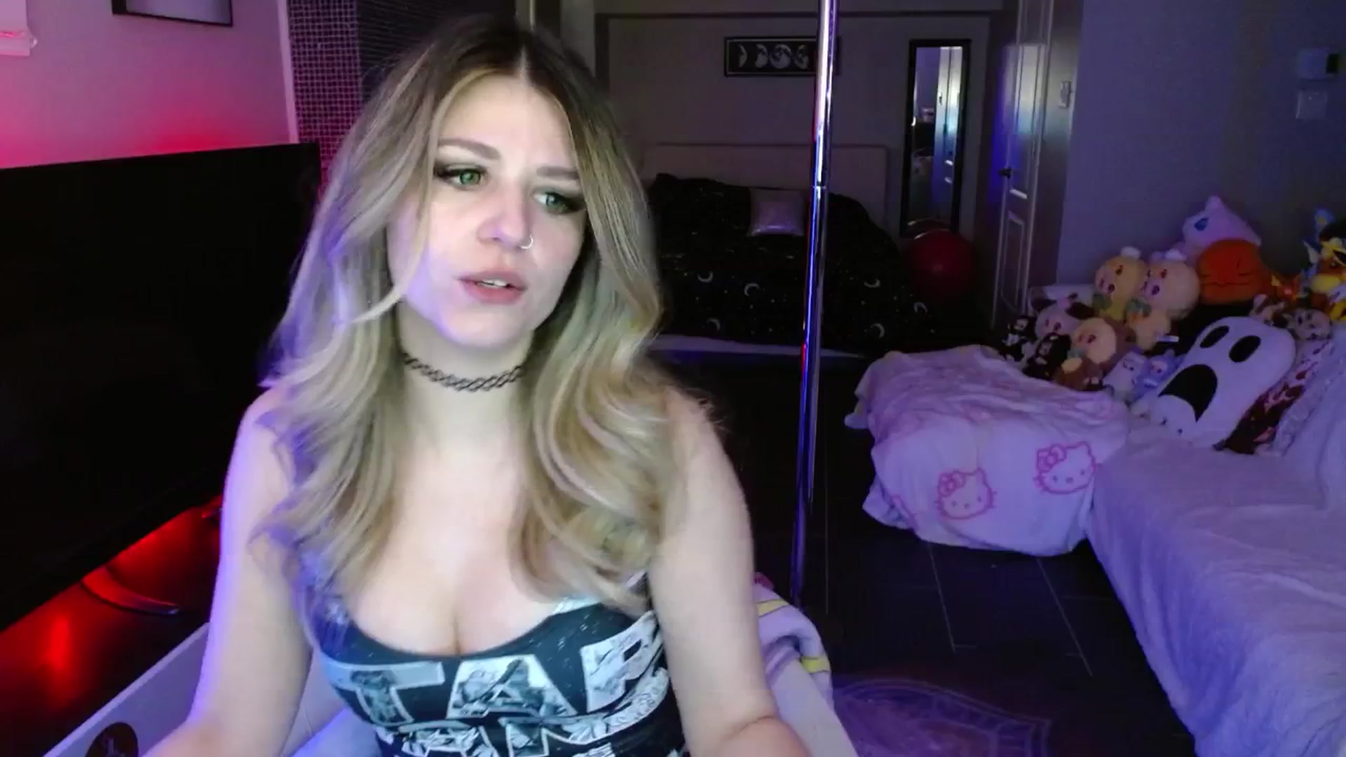 Gallery image thumbnail from Serafina's myfreecams stream on, 05/05/2025, 03:34 image 15 of 20