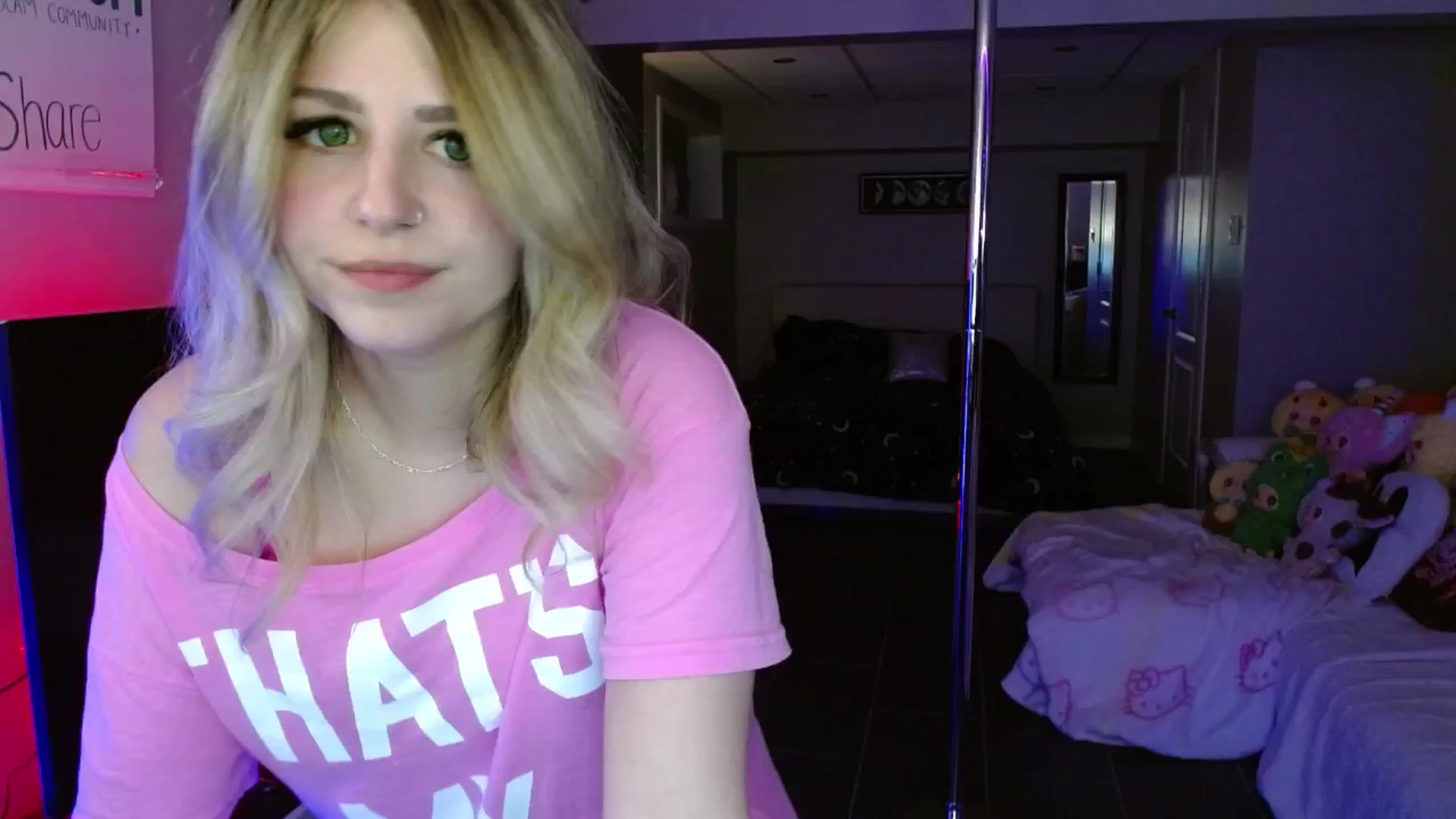 Gallery image thumbnail from Serafina's myfreecams stream on, 05/16/2025, 03:32 image 9 of 20