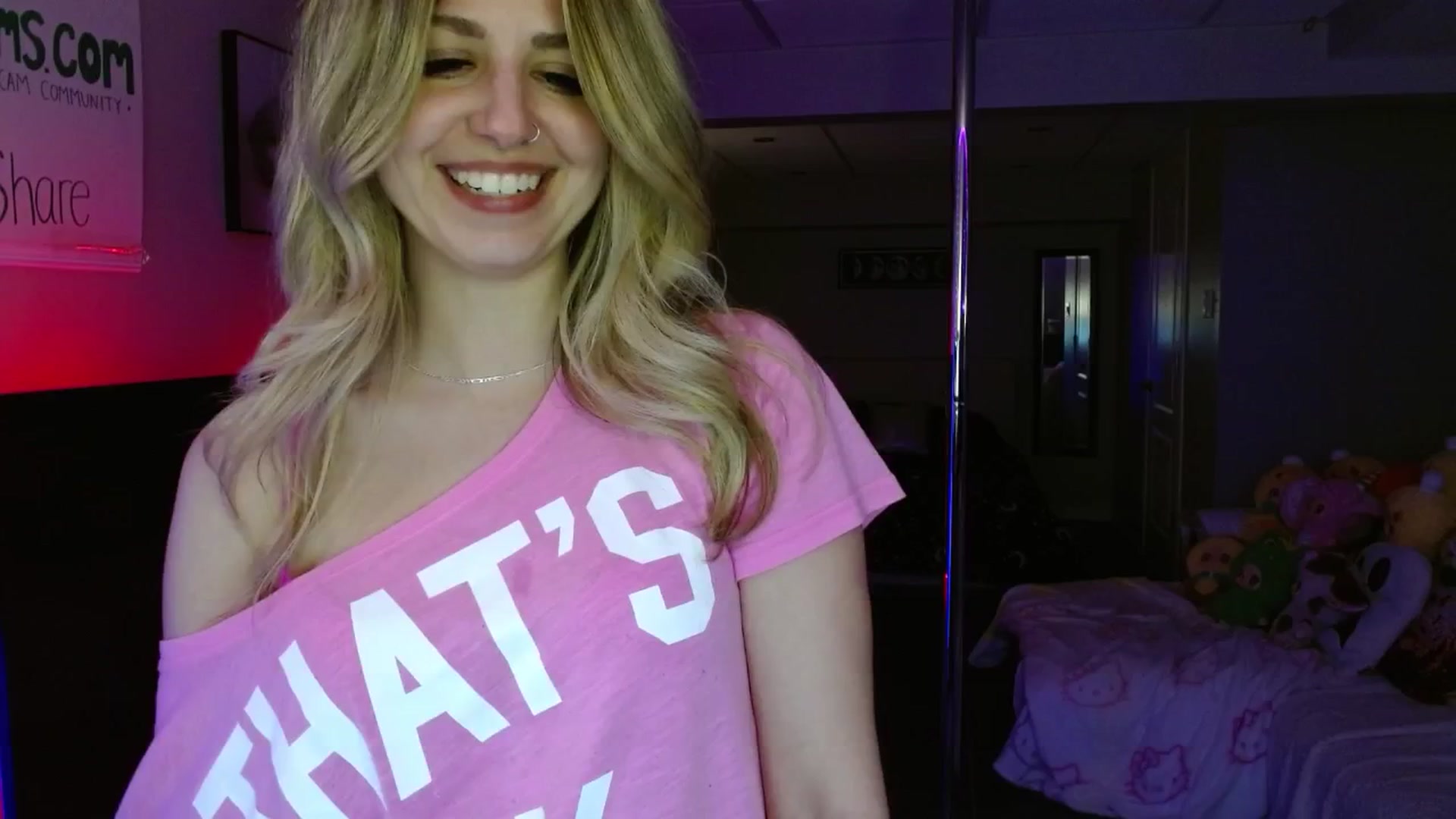 Gallery image thumbnail from Serafina's myfreecams stream on, 05/16/2025, 05:49 image 11 of 20