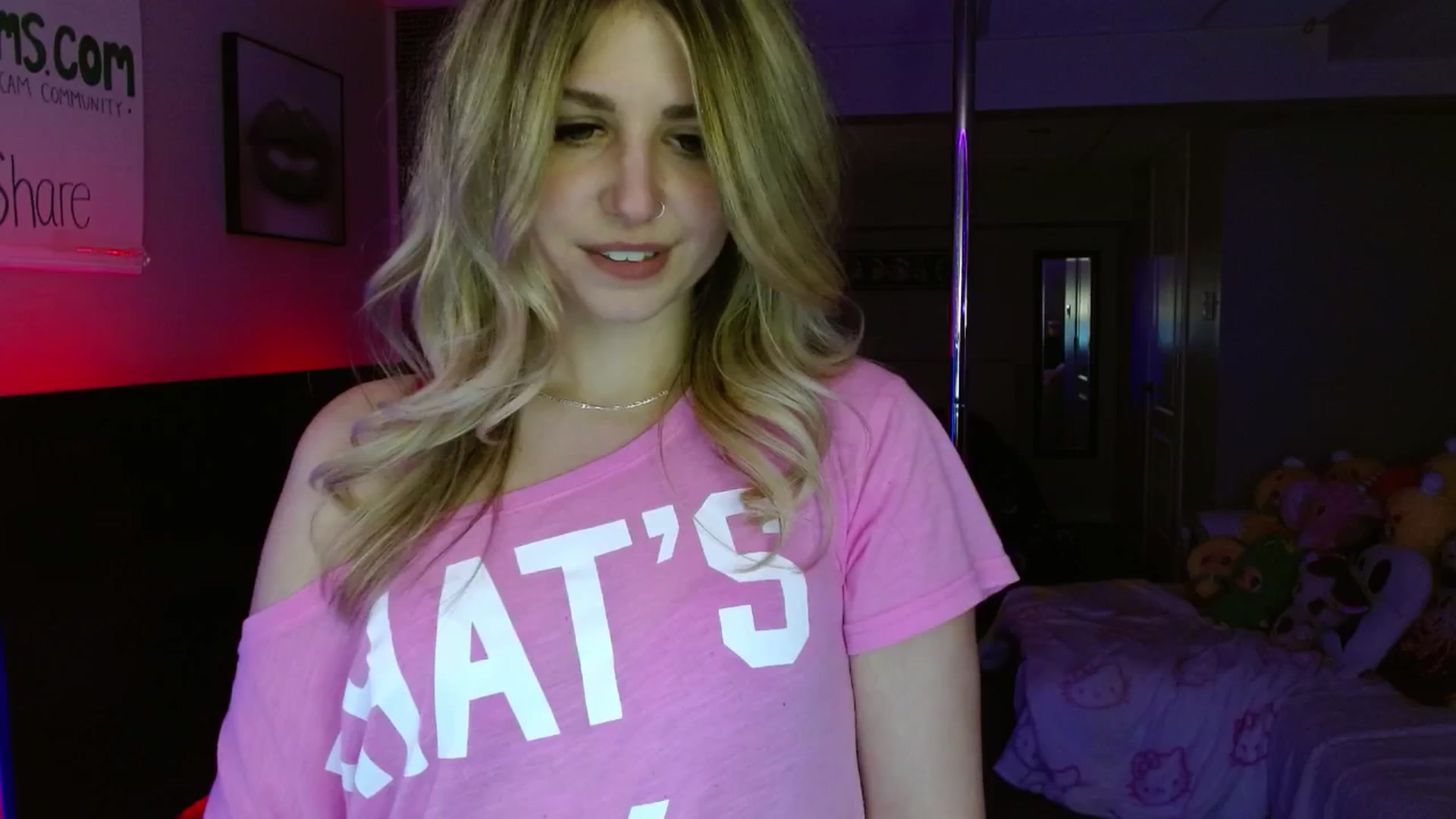Gallery image thumbnail from Serafina's myfreecams stream on, 05/16/2025, 05:49 image 4 of 20