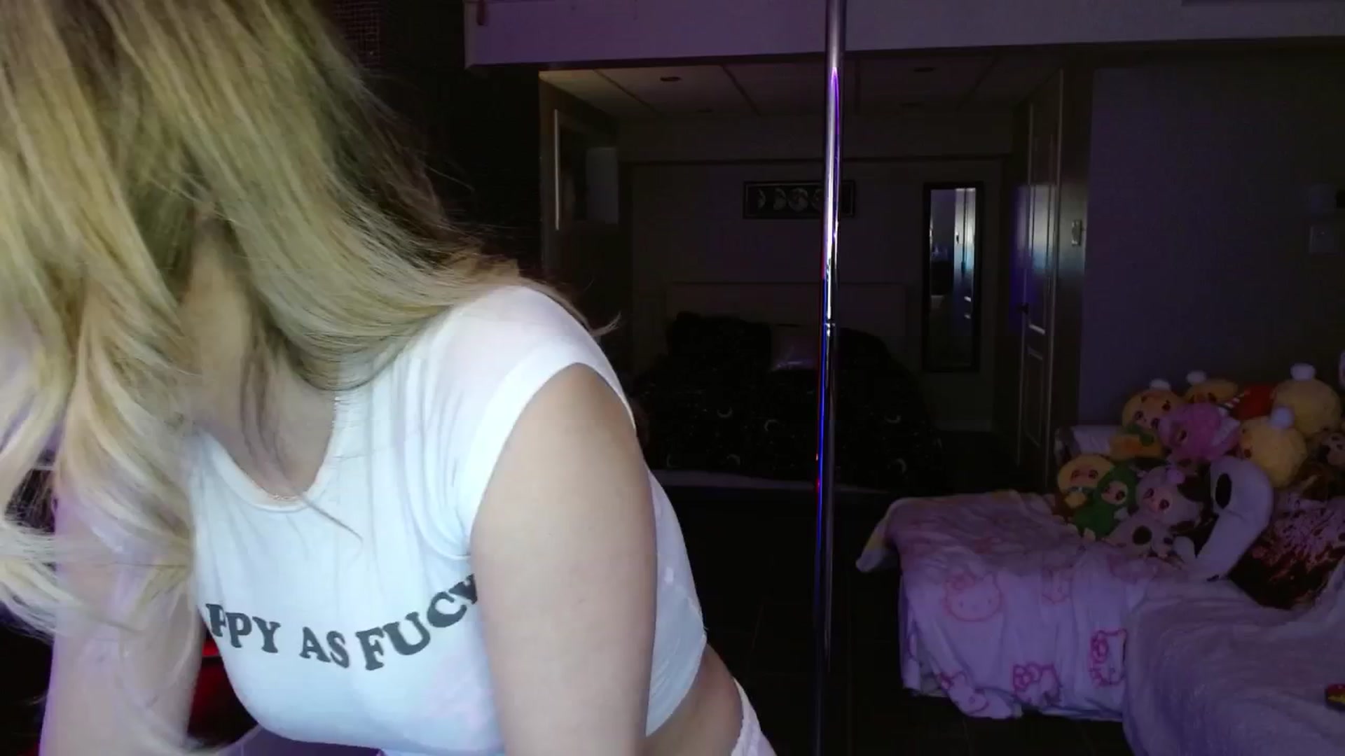 Gallery image thumbnail from Serafina's myfreecams stream on, 05/18/2025, 03:50 image 9 of 20