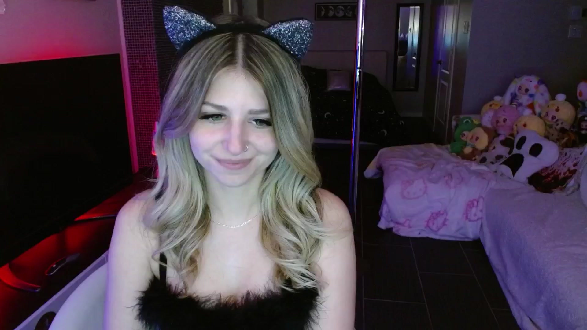 Gallery image thumbnail from Serafina's myfreecams stream on, 05/24/2025, 05:55 image 2 of 20