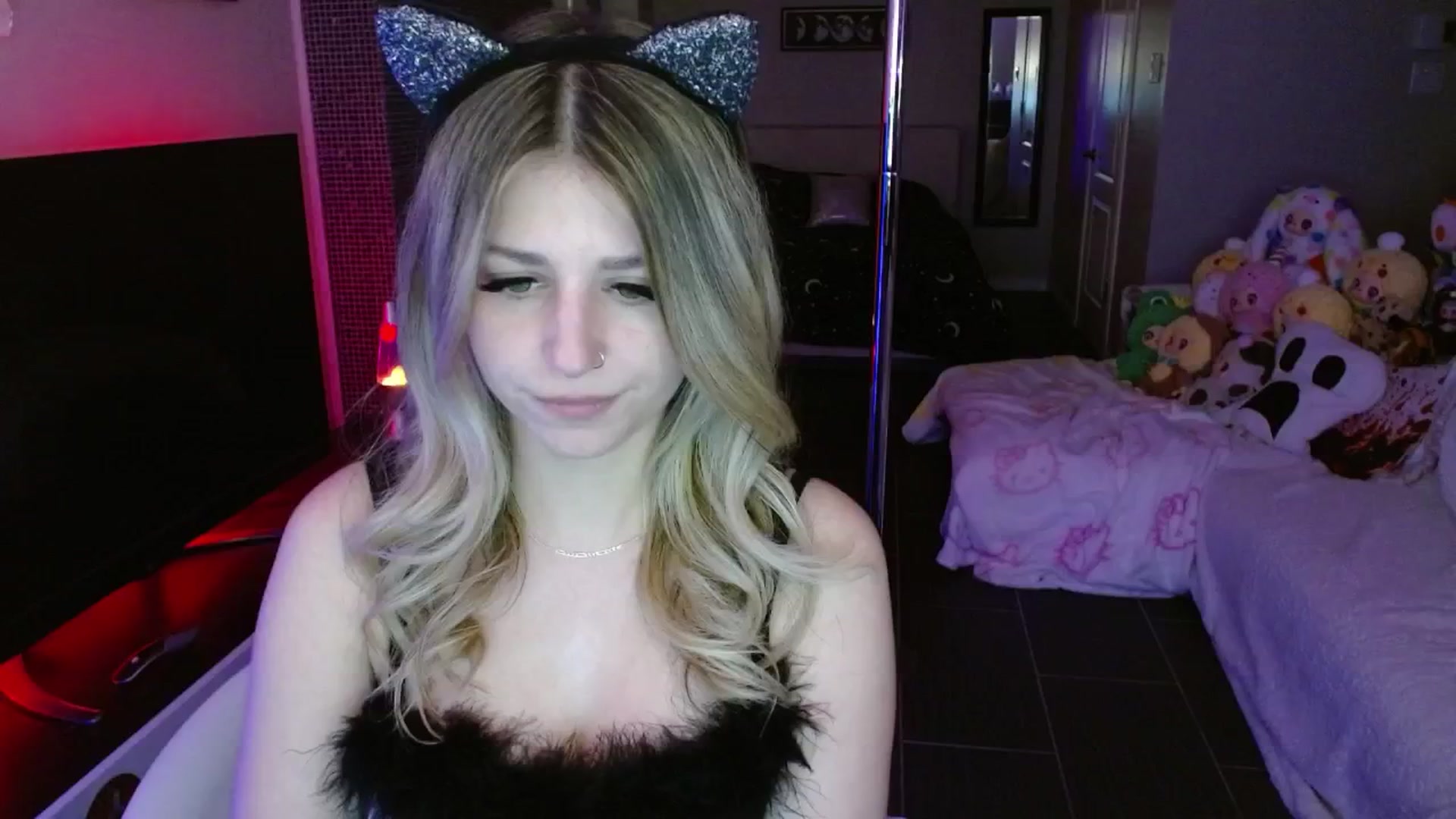 Gallery image thumbnail from Serafina's myfreecams stream on, 05/24/2025, 05:55 image 12 of 20