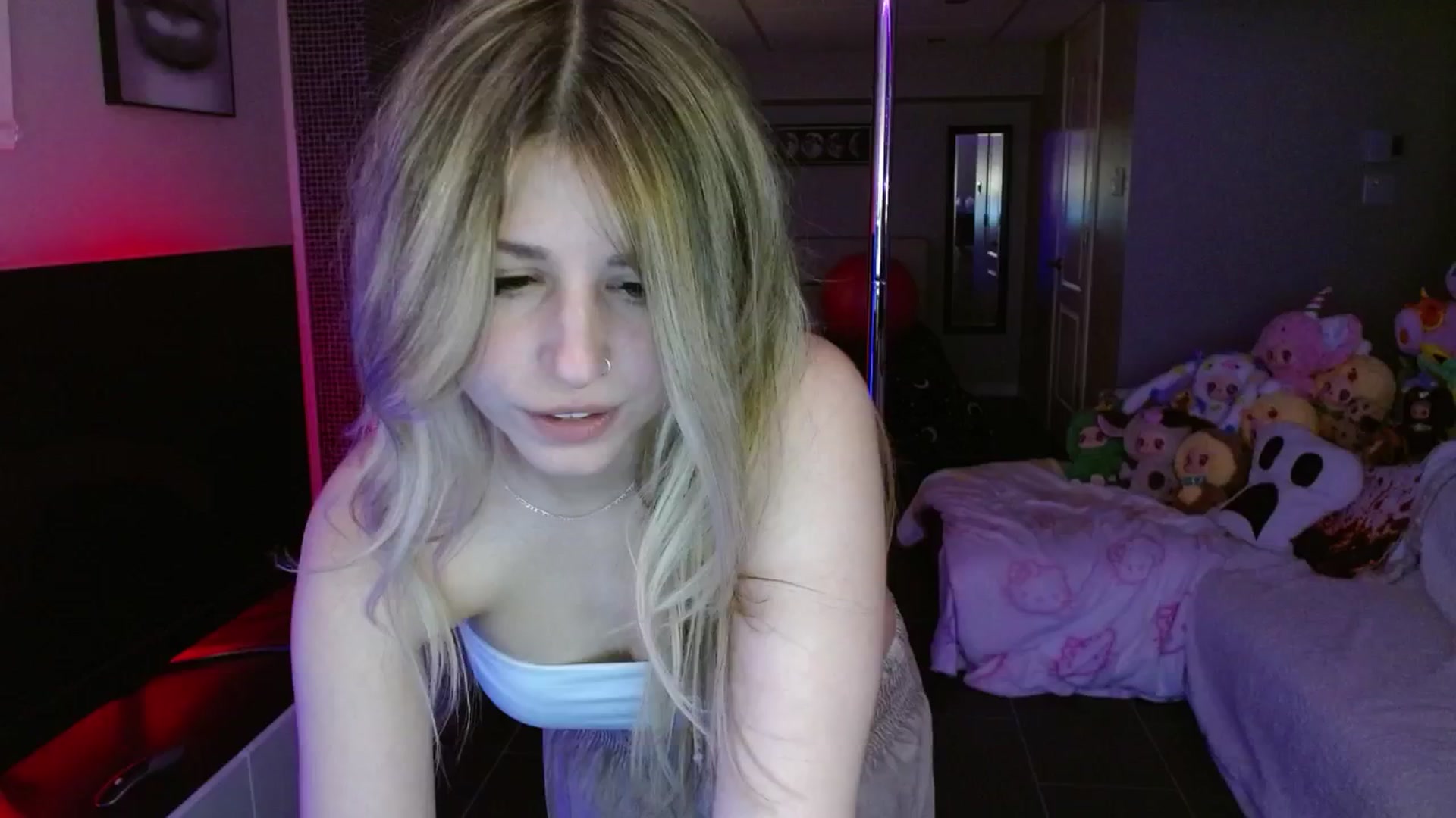 Gallery image thumbnail from Serafina's myfreecams stream on, 05/26/2025, 05:05 image 20 of 20