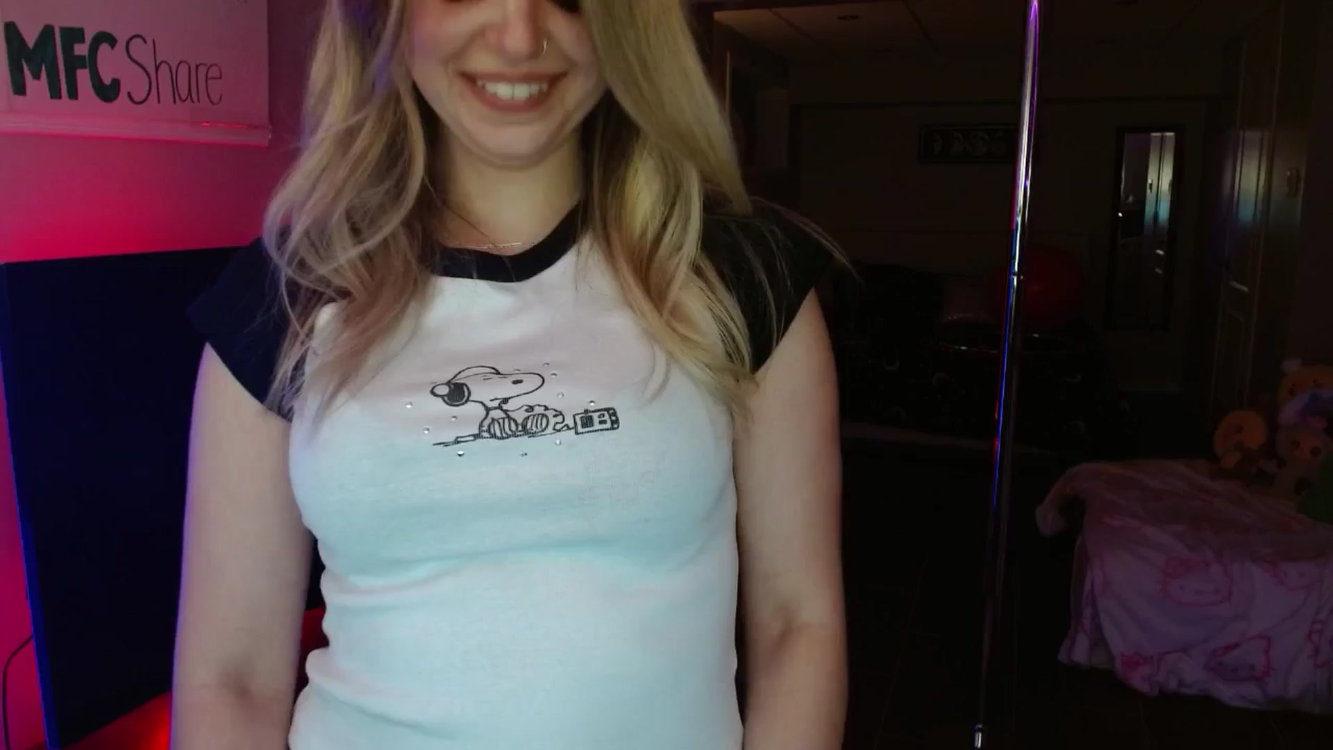 Gallery image thumbnail from Serafina's myfreecams stream on, 05/31/2025, 04:20 image 19 of 20