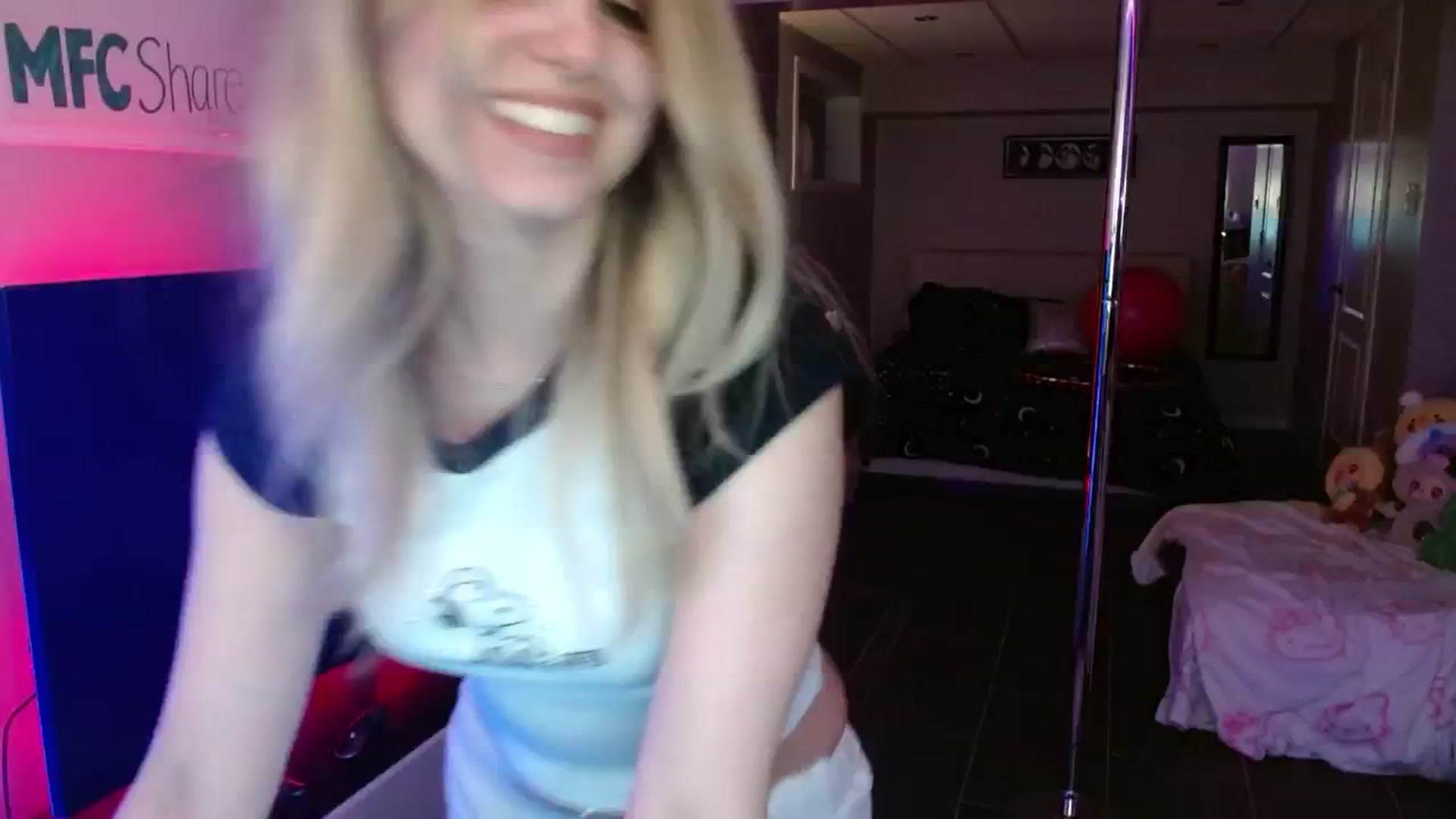 Gallery image thumbnail from Serafina's myfreecams stream on, 05/31/2025, 04:20 image 20 of 20