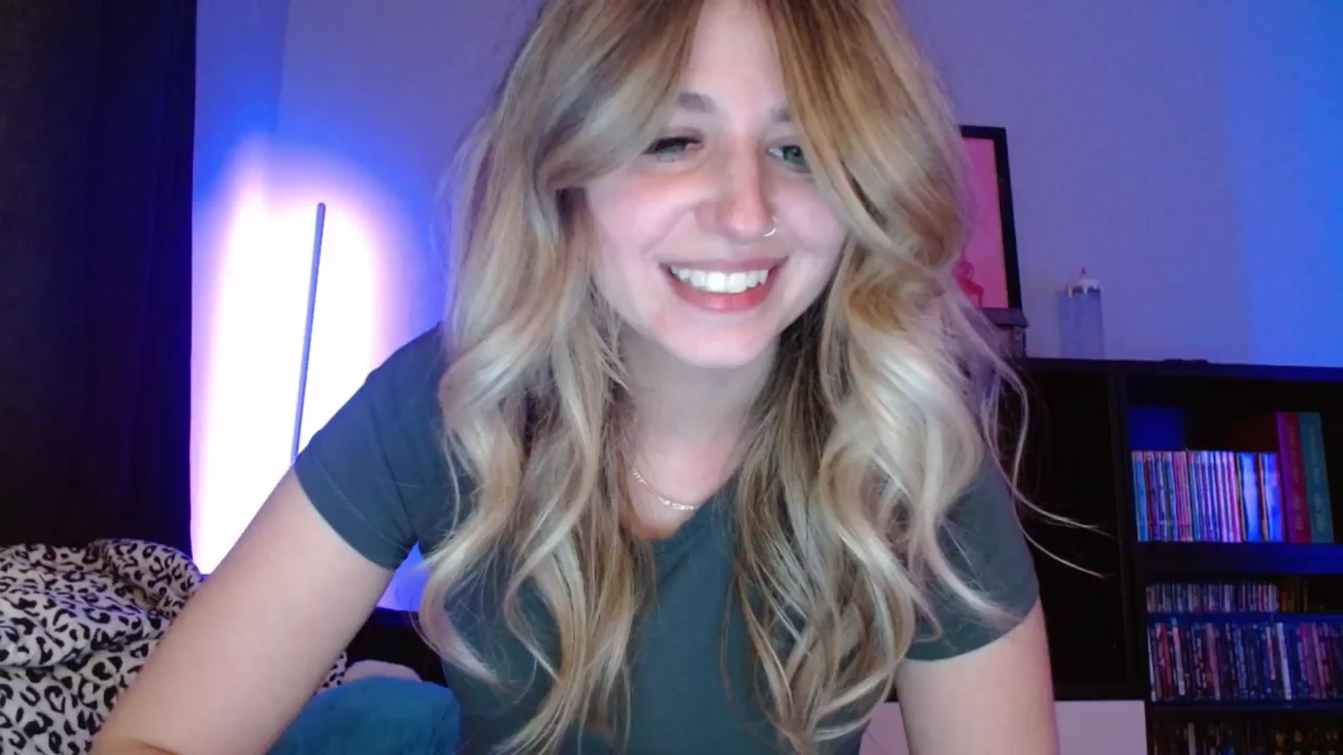 Gallery image thumbnail from Serafina's myfreecams stream on, 06/02/2025, 06:14 image 4 of 20