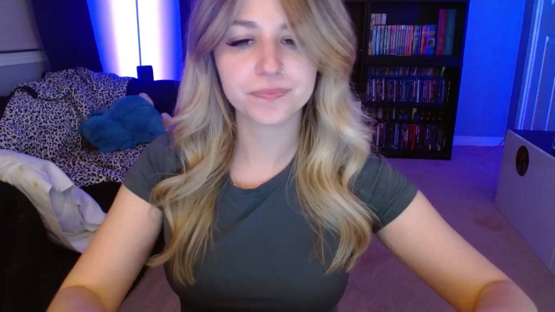 Gallery image thumbnail from Serafina's myfreecams stream on, 06/02/2025, 06:14 image 18 of 20