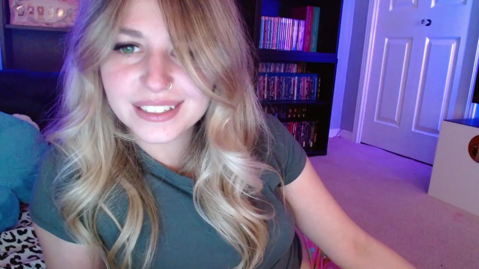 Gallery image thumbnail from Serafina's myfreecams stream on, 06/02/2025, 06:14 image 9 of 20