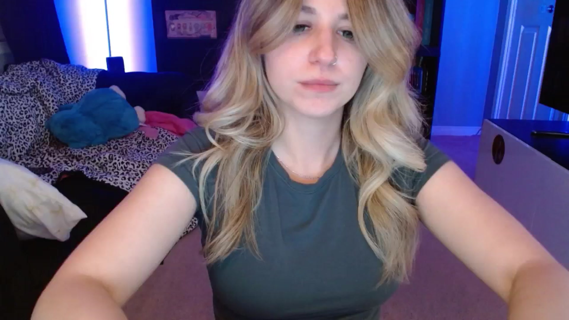 Gallery image thumbnail from Serafina's myfreecams stream on, 06/02/2025, 06:14 image 20 of 20