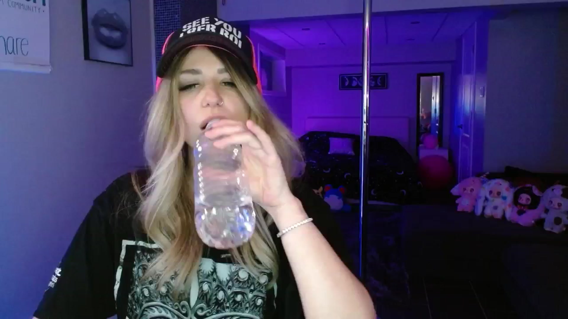 Gallery image thumbnail from Serafina's myfreecams stream on, 06/09/2025, 03:19 image 10 of 20