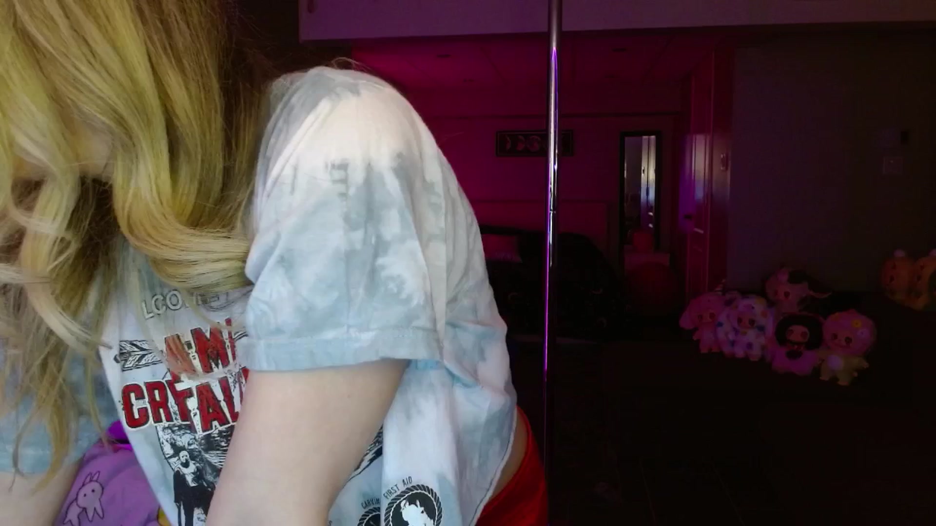 Gallery image thumbnail from Serafina's myfreecams stream on, 06/19/2025, 03:19 image 18 of 20