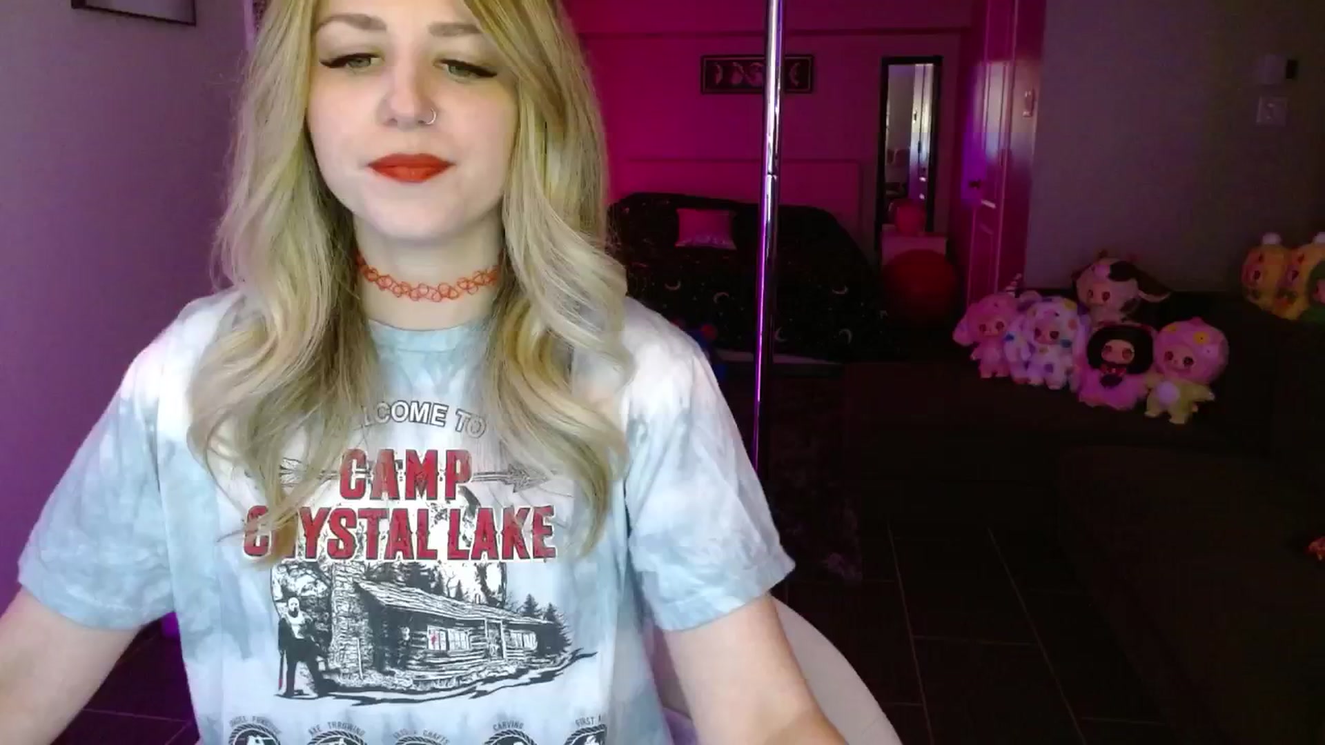 Gallery image thumbnail from Serafina's myfreecams stream on, 06/19/2025, 03:19 image 5 of 20