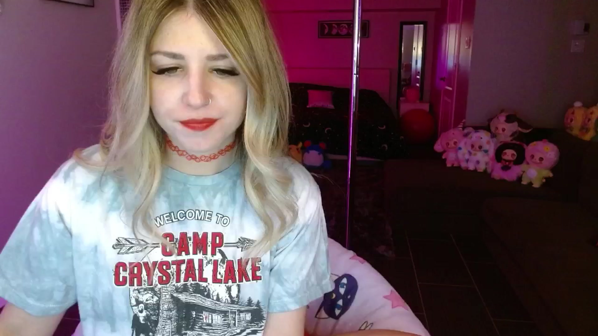 Gallery image thumbnail from Serafina's myfreecams stream on, 06/19/2025, 03:19 image 15 of 20