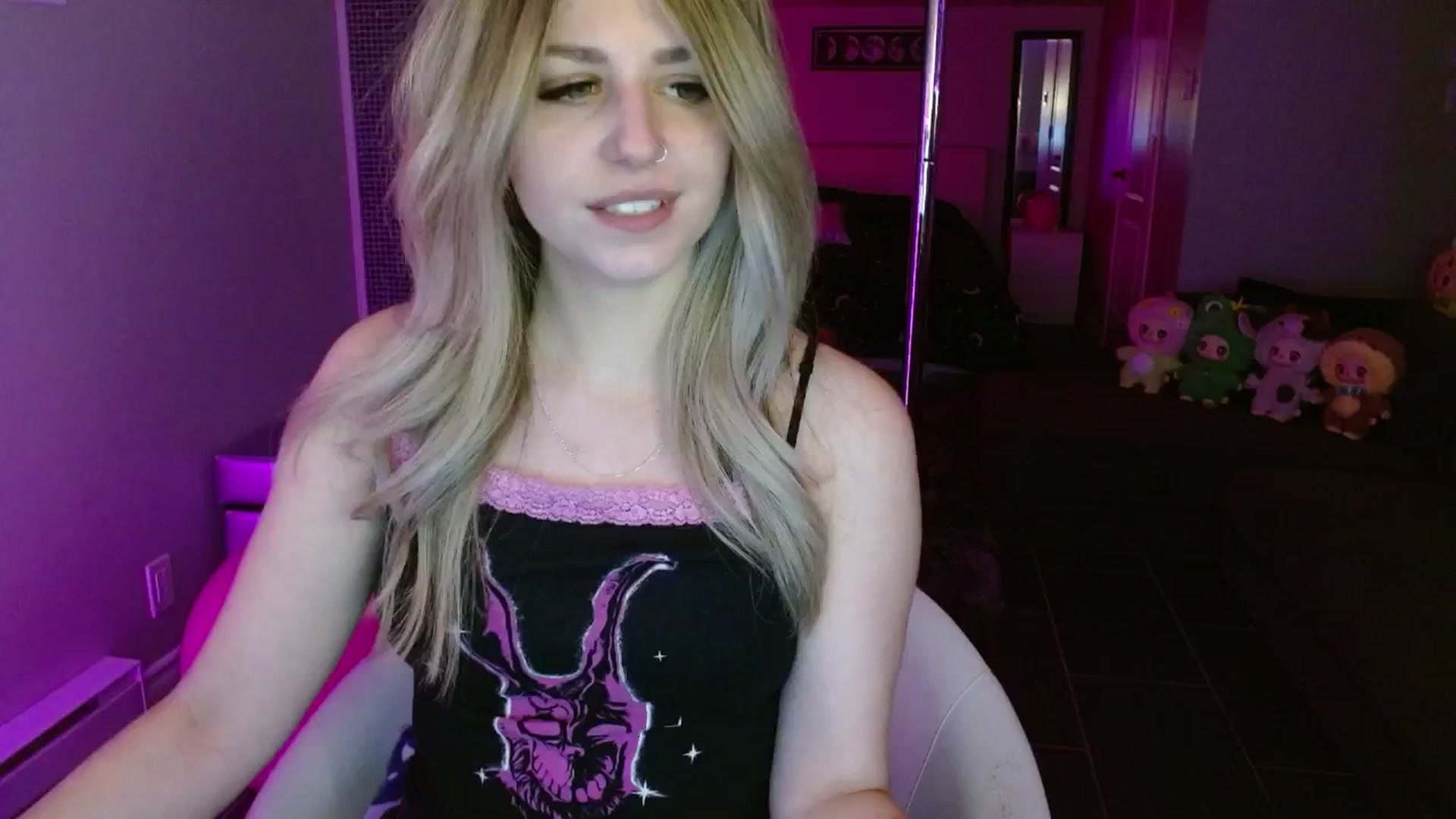 Gallery image thumbnail from Serafina's myfreecams stream on, 06/21/2025, 05:16 image 20 of 20