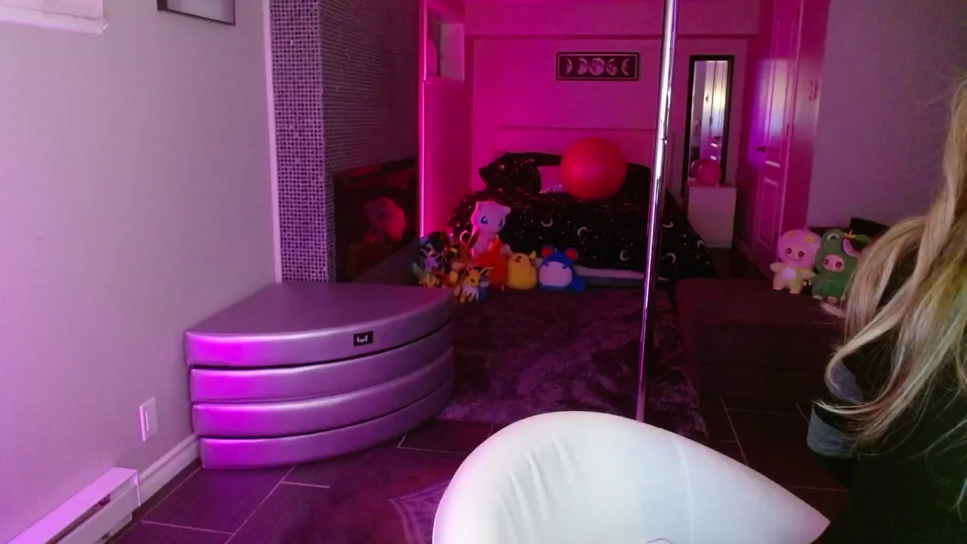 Gallery image thumbnail from Serafina's myfreecams stream on, 06/22/2025, 05:26 image 15 of 20
