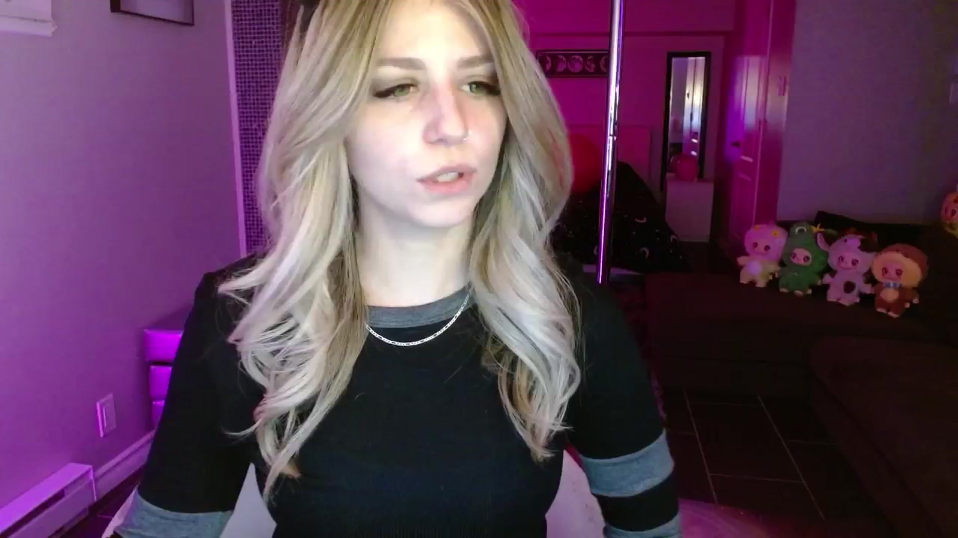 Gallery image thumbnail from Serafina's myfreecams stream on, 06/22/2025, 05:26 image 10 of 20