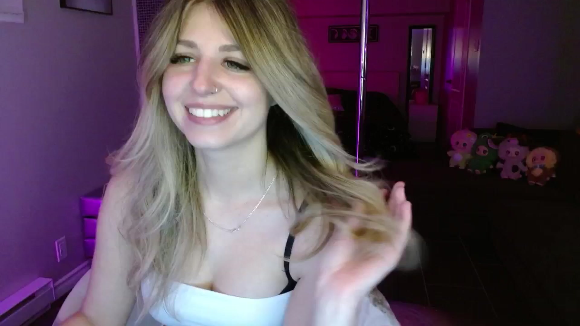 Gallery image thumbnail from Serafina's myfreecams stream on, 06/29/2025, 07:24 image 11 of 20